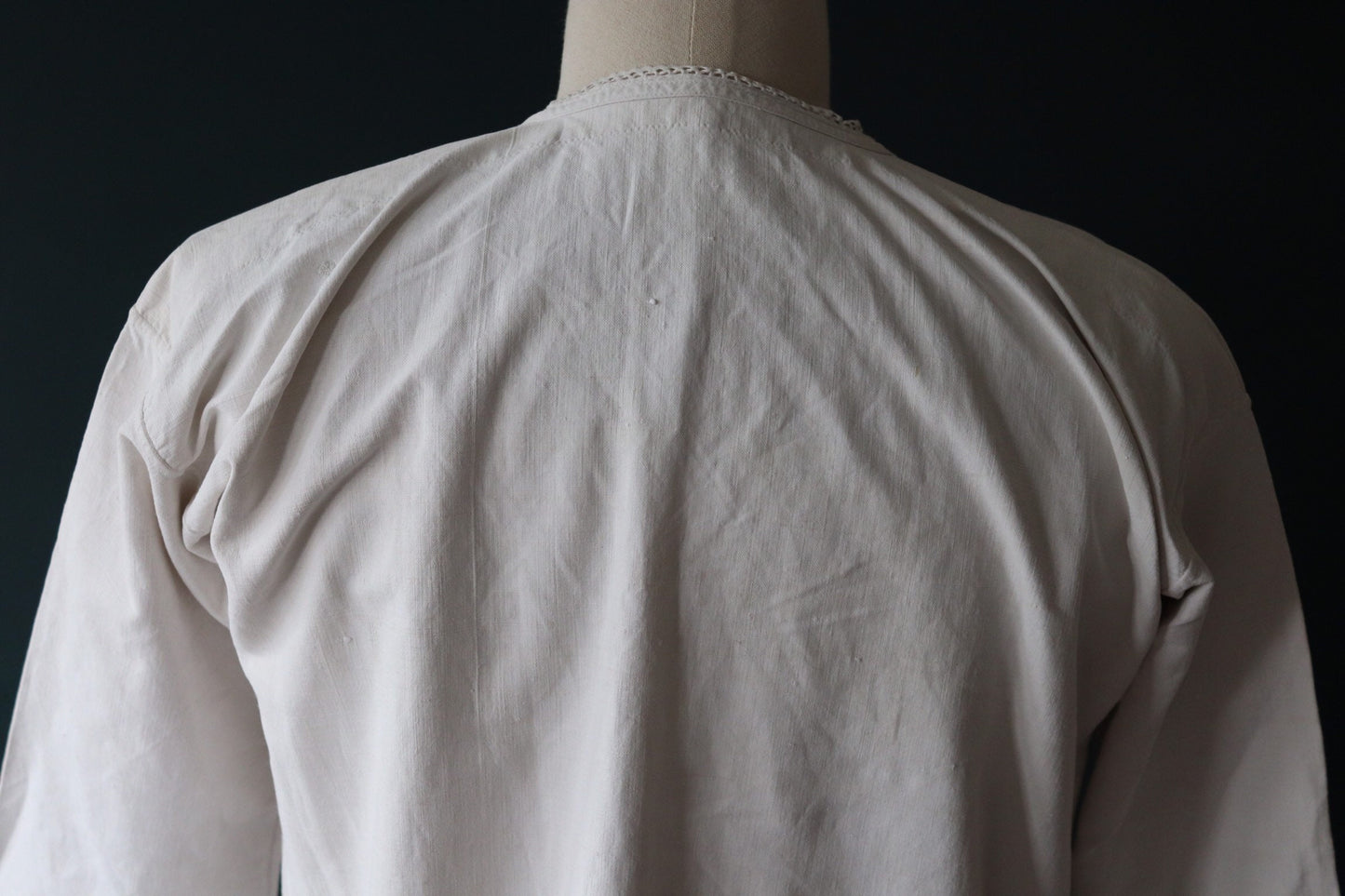 Vintage antique french white linen nightgown night shirt pin tuck pleats size free 43” chest indigo dye project
