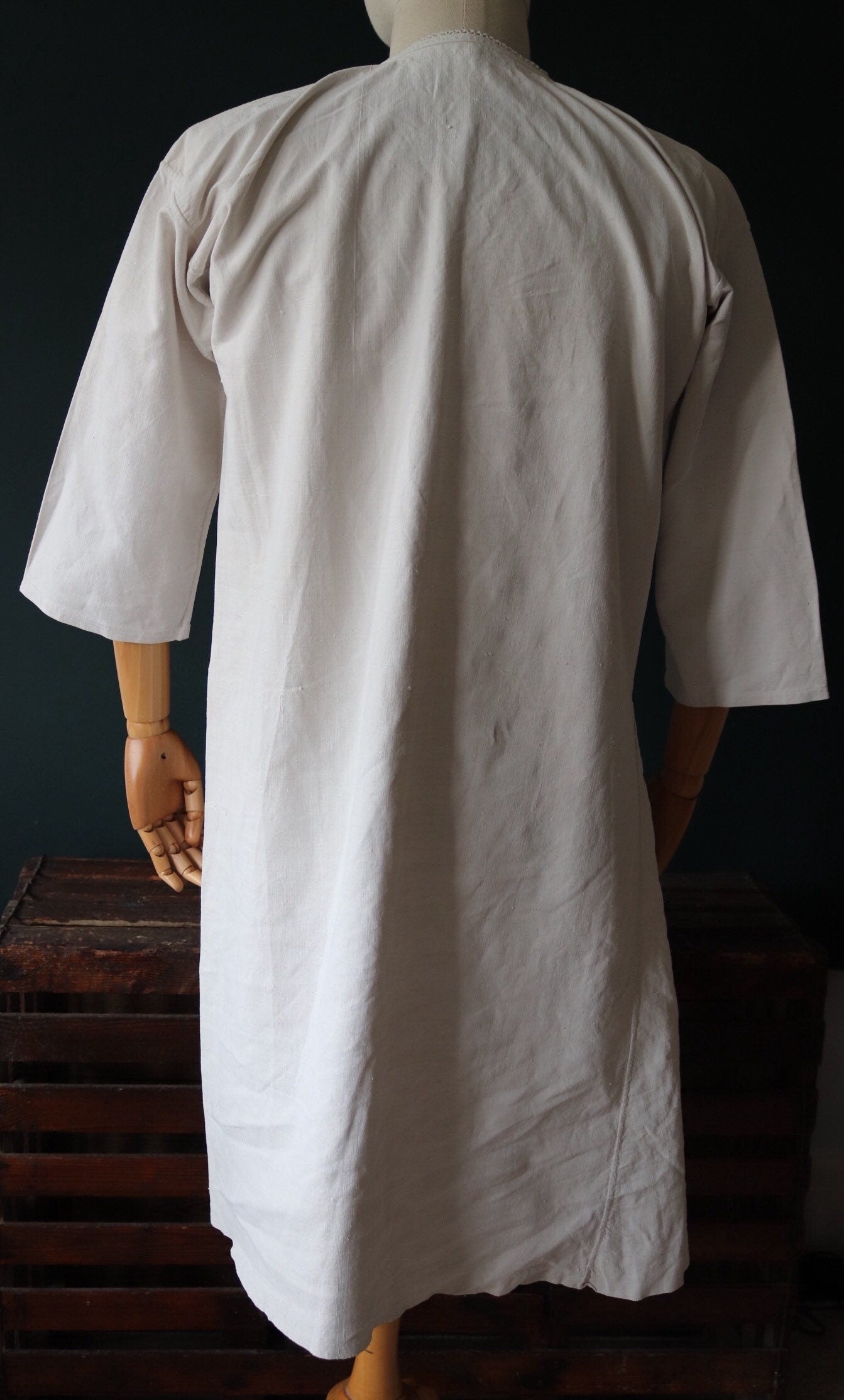 Vintage antique french white linen nightgown night shirt pin tuck pleats size free 43” chest indigo dye project