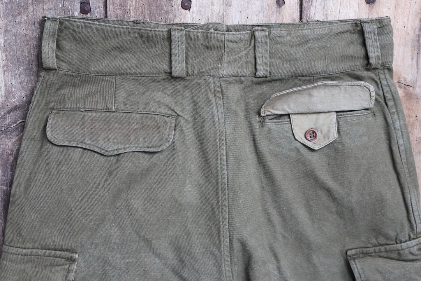 Vintage 1940s 40s 1950s 50s M47 M-47 French khaki green cotton overalls cargo trousers pants army military 35” x 30” workwear work chore