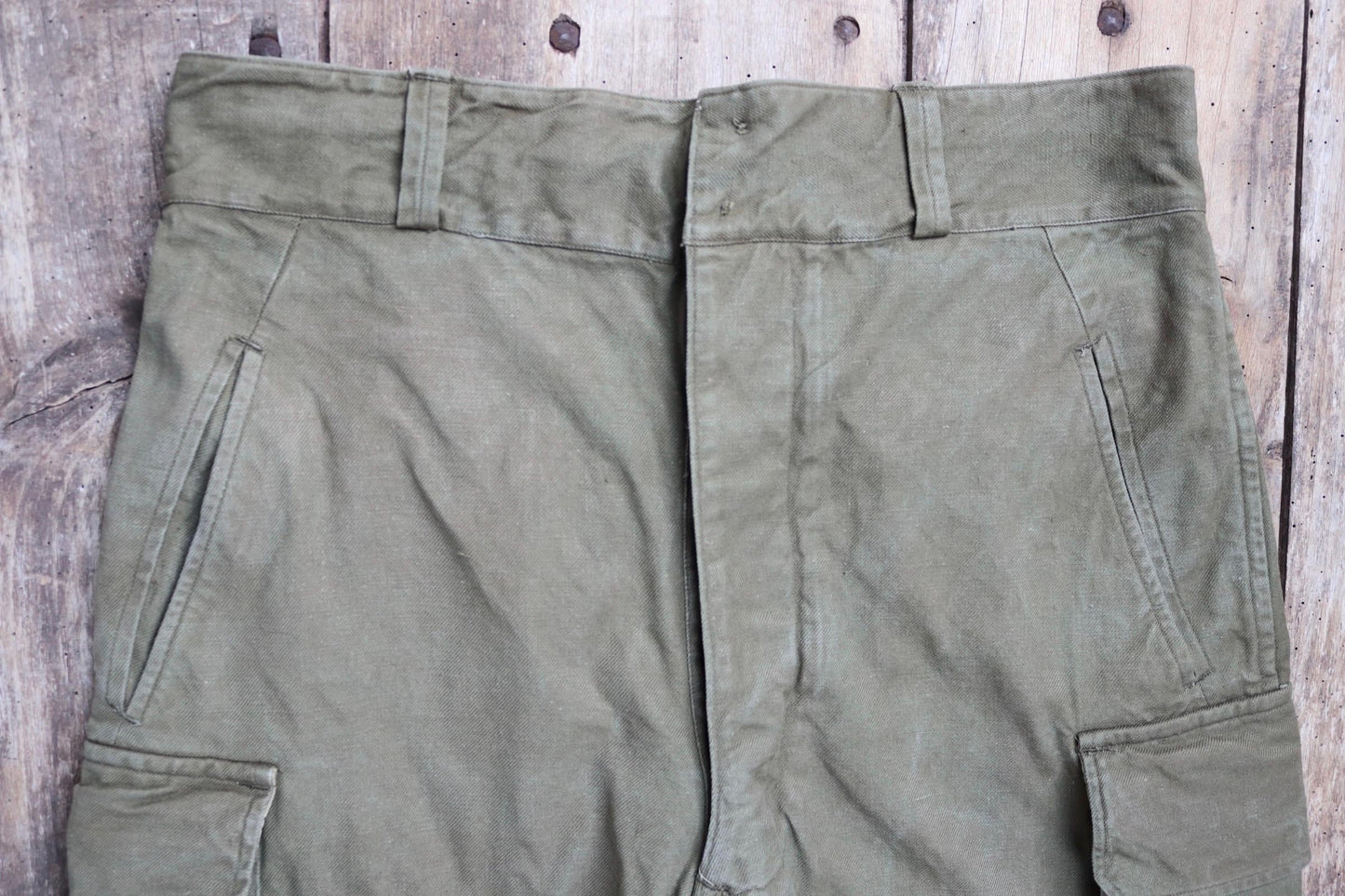 Vintage 1940s 40s 1950s 50s M47 M-47 French khaki green cotton overalls cargo trousers pants army military 35” x 30” workwear work chore
