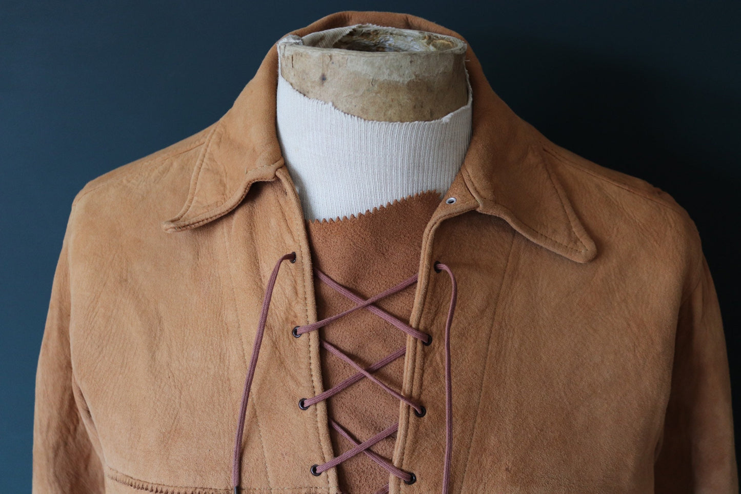 Vintage 1950s 60s buckskin suede shirt - Western cowboy - 42” chest - Sport Togs Rodeo