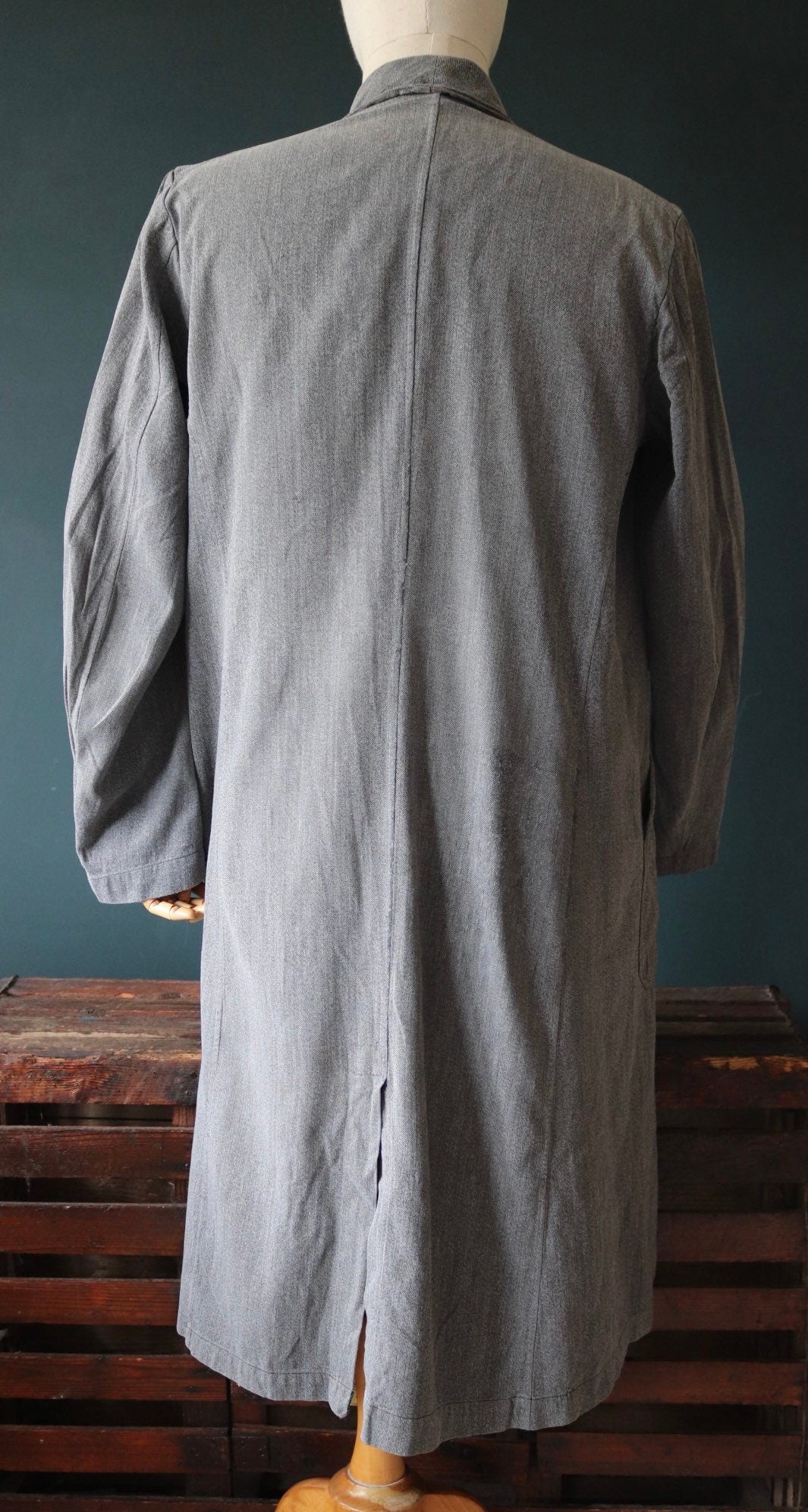 Vintage French workwear jacket 1950s salt pepper grey work coat overall factory machinist shopkeeper 44” chest