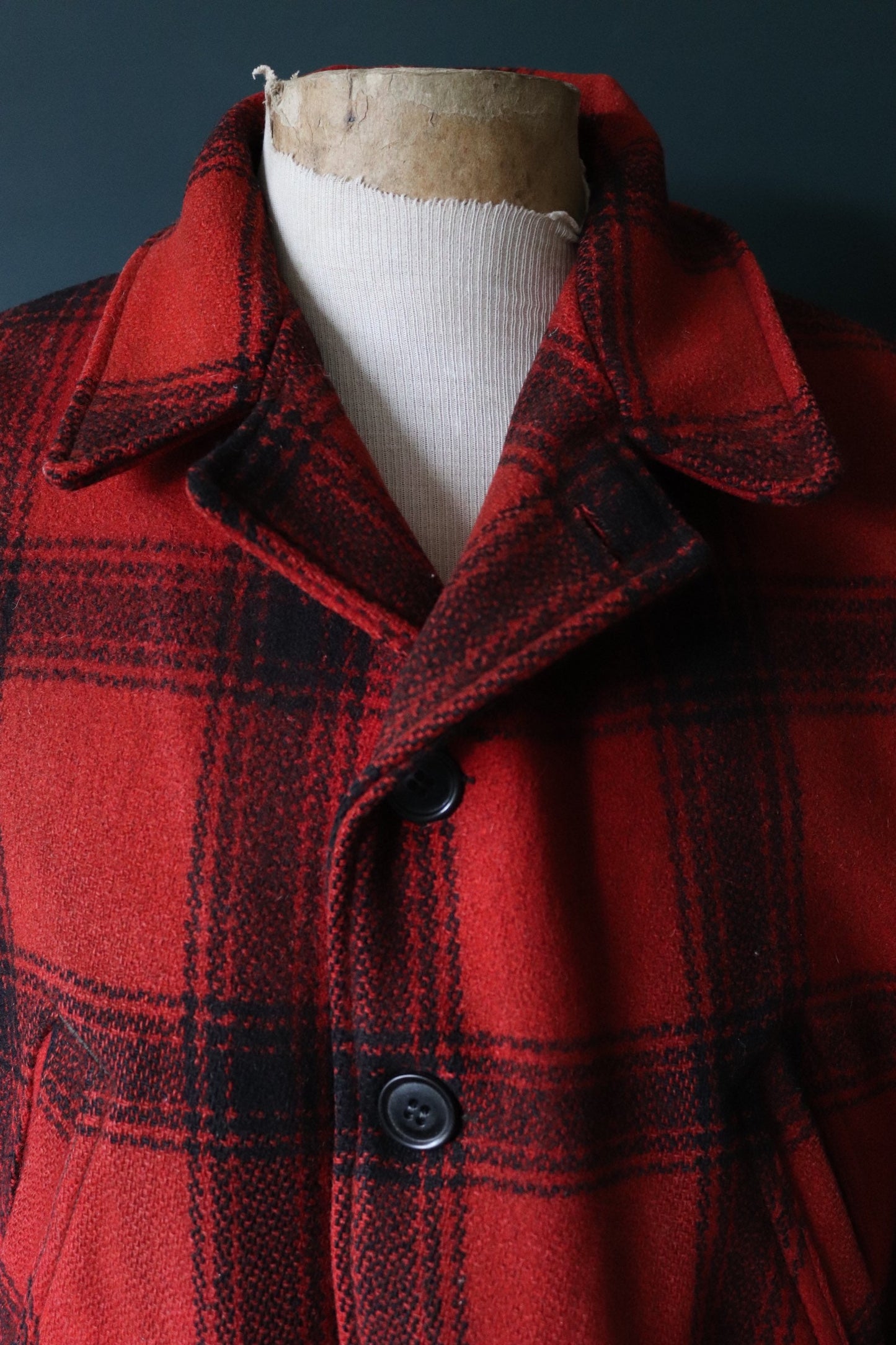 Vintage 1960s 60s red black buffalo plaid checked wool jacket mackinaw hunting workwear work chore 50” chest faded