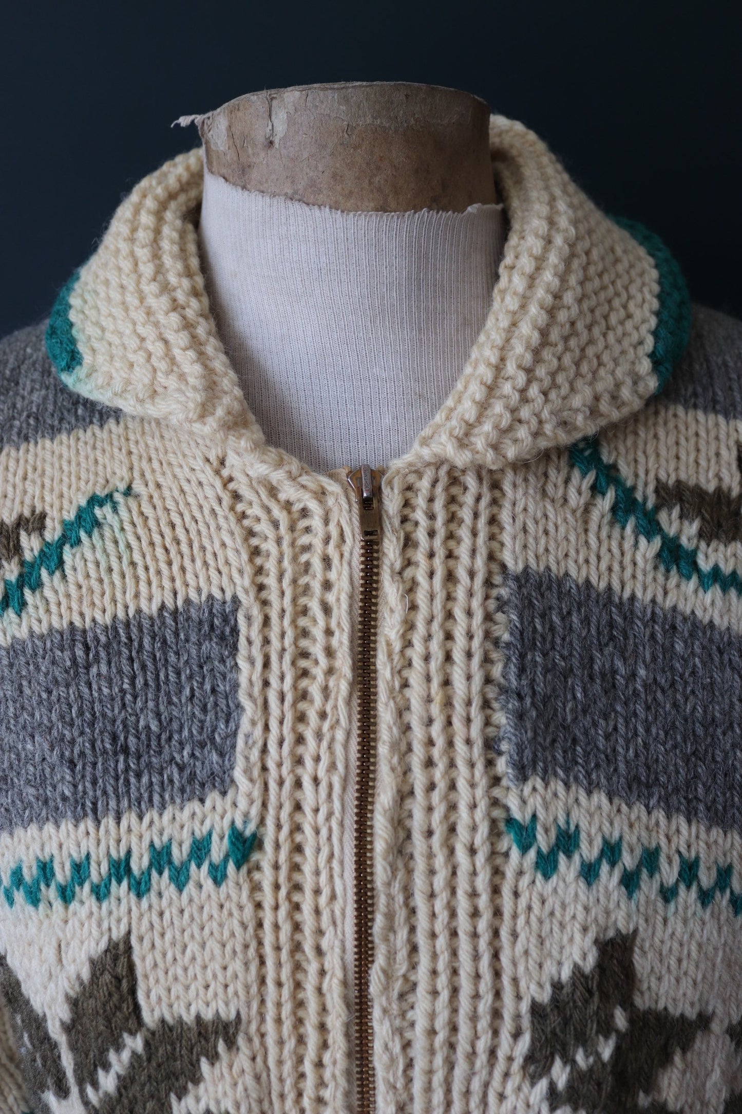 Vintage 1960s hand knitted wool cowichan sweater cardigan jumper knit snowflake cream grey green shawl collar 42” chest