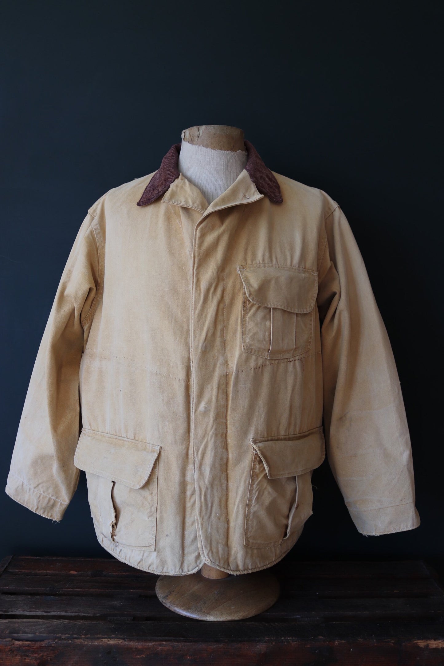 Vintage 1950s 50s Hinson Bodyguard tan brown tin cloth cotton canvas hunting jacket 47" chest work workwear chore shooting waterproof