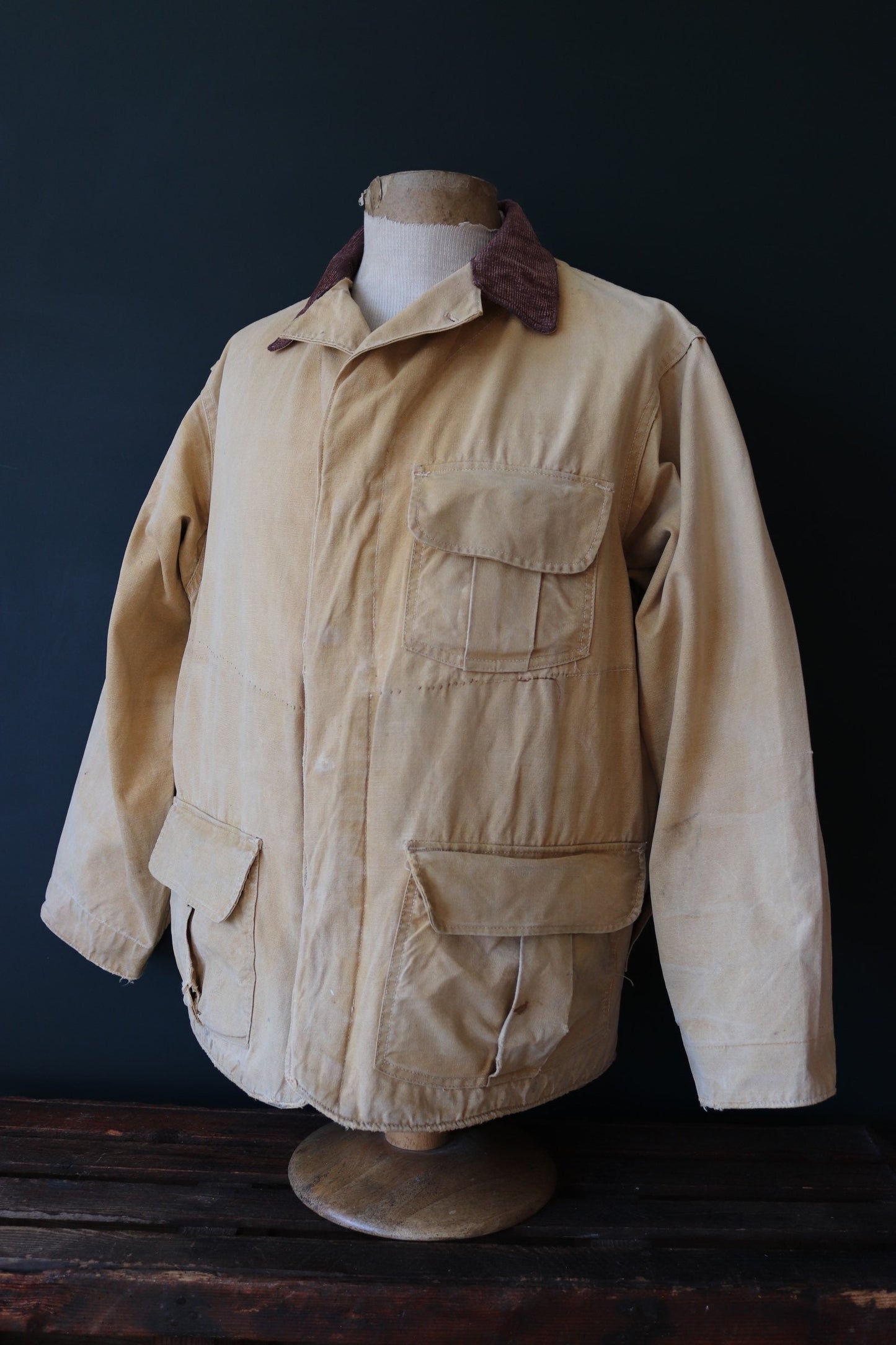 Vintage 1950s 50s Hinson Bodyguard tan brown tin cloth cotton canvas hunting jacket 47" chest work workwear chore shooting waterproof