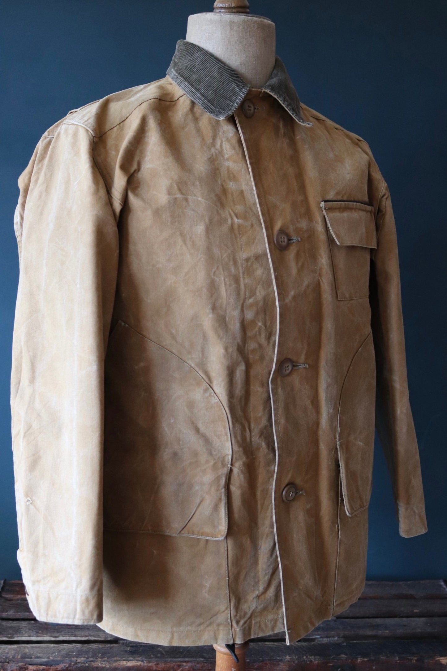 Vintage 1970s 70s 1980s 80s Duxbak duck cotton canvas tin cloth hunting shooting jacket 45” chest workwear work chore