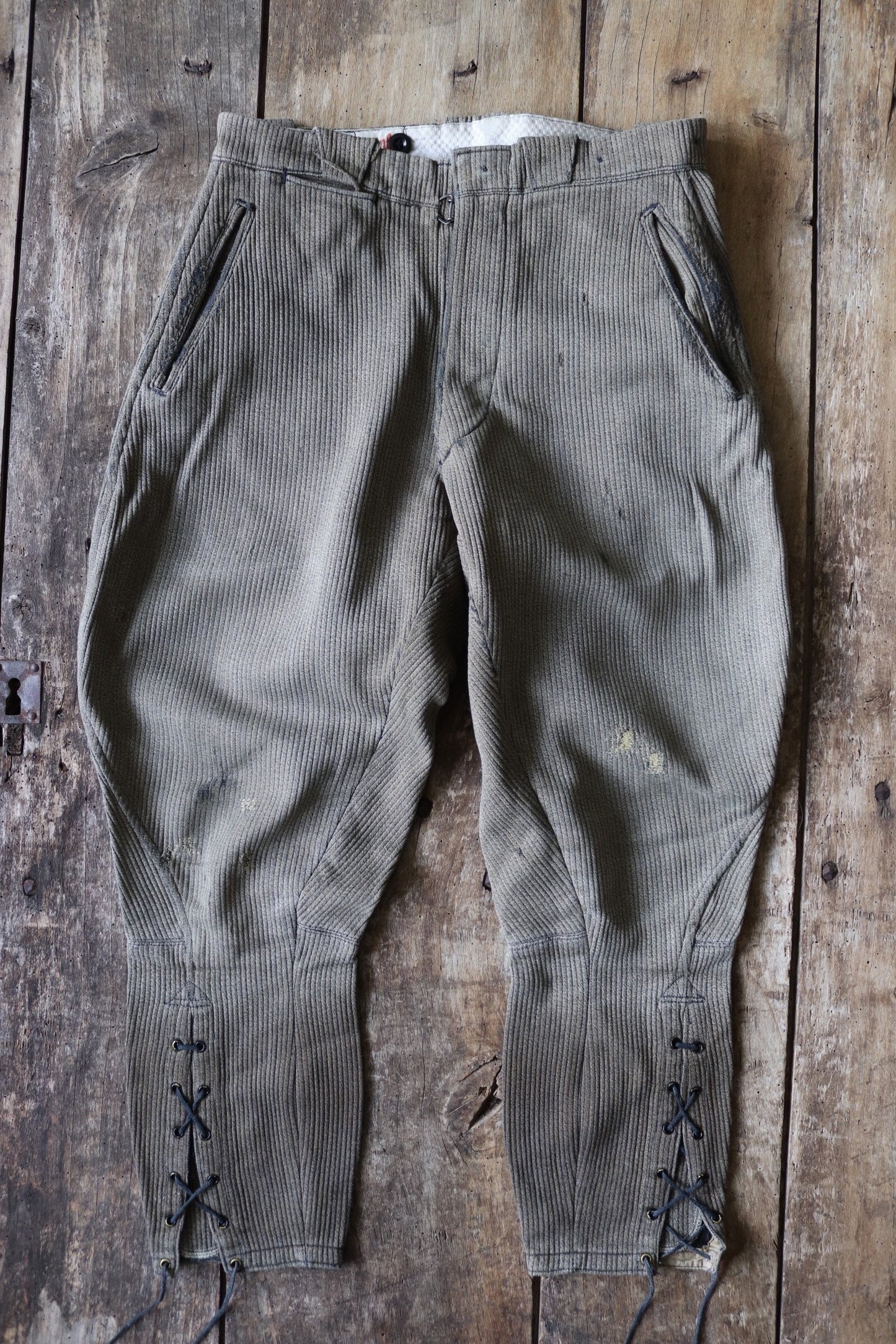 Vintage French workwear trousers 1950s brown pique coutil corduroy hunting riding breeches darned repaired 29” x 24.5” jodhpurs