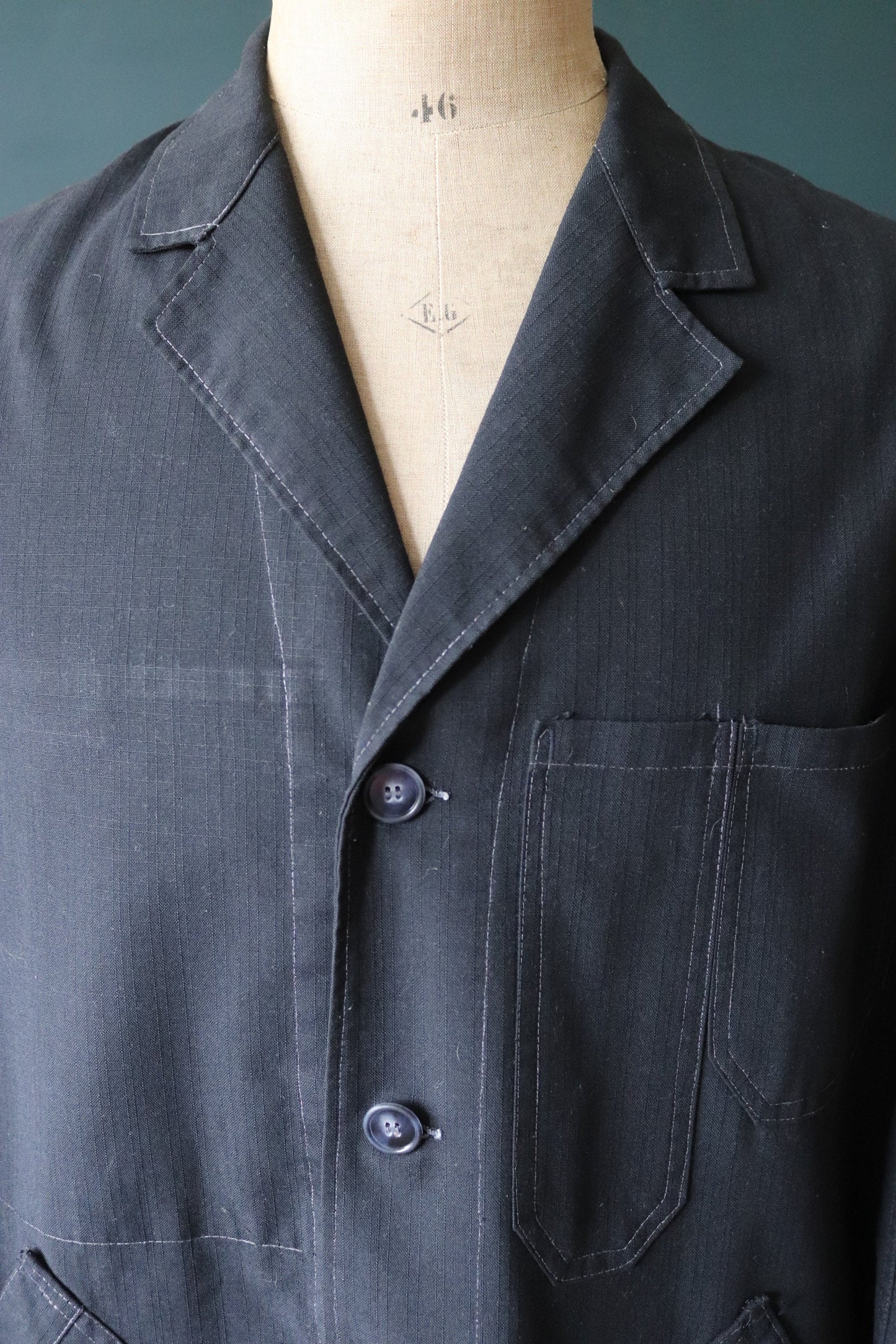 Vintage French workwear jacket - 1950s 60s black chore coat - maquignon - Vetra duster - 46” chest