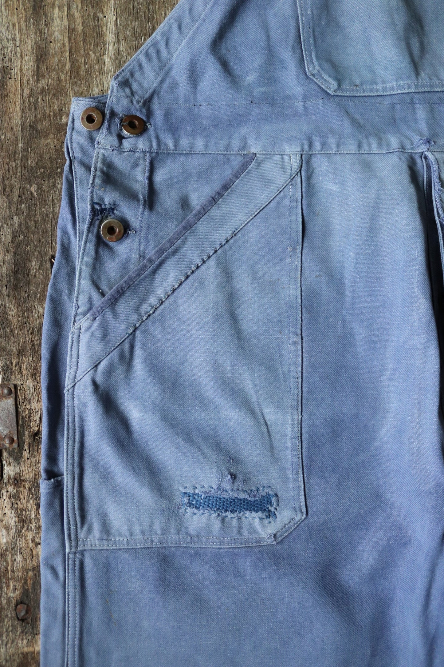 Vintage French blue workwear dungarees 1950s cotton twill overalls work chore 39” x 27” darned repaired