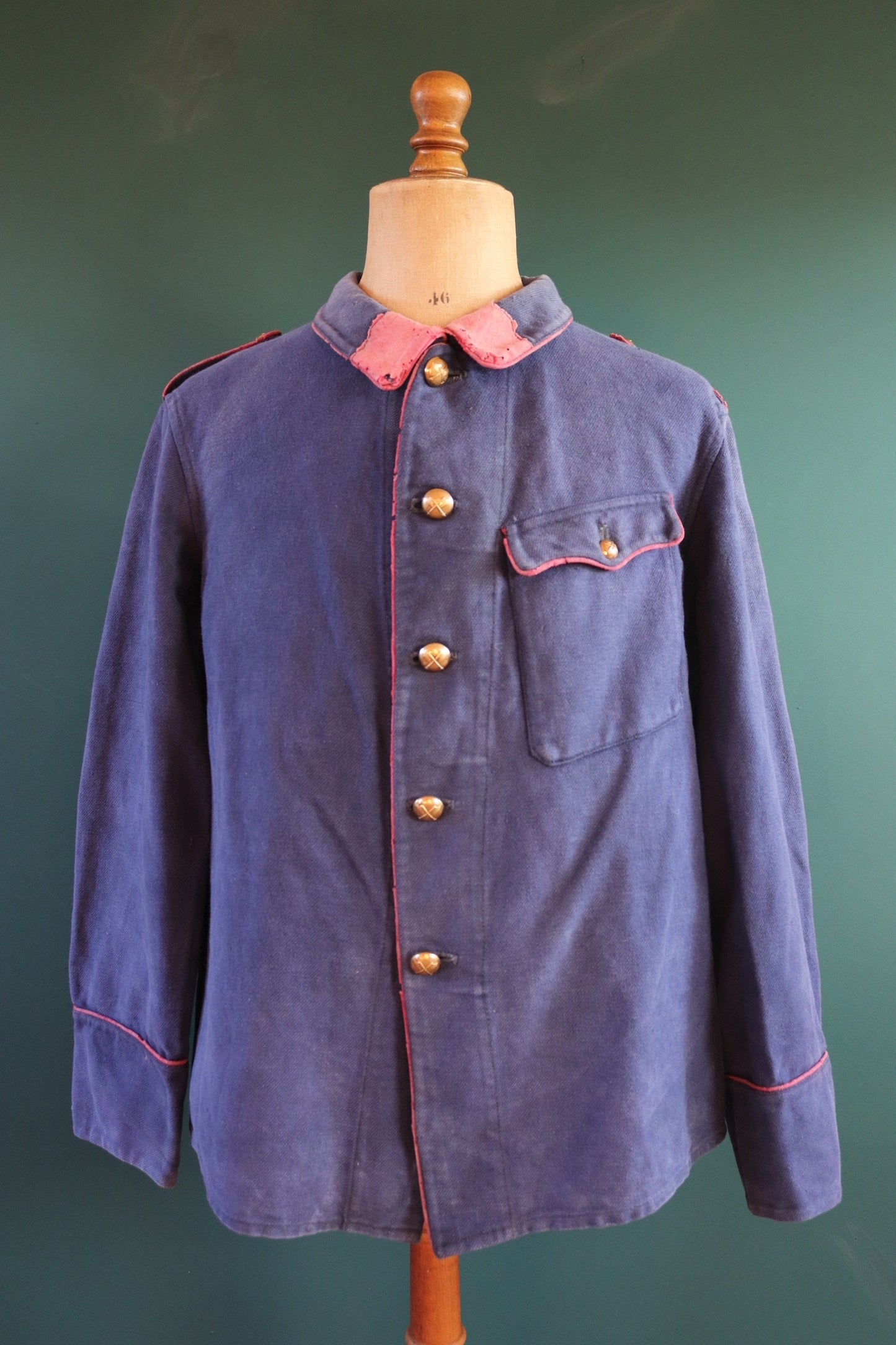 Vintage 1930s workwear jacket Swiss pompier fireman blue cotton twill work chore faded 47” chest bleu de travail