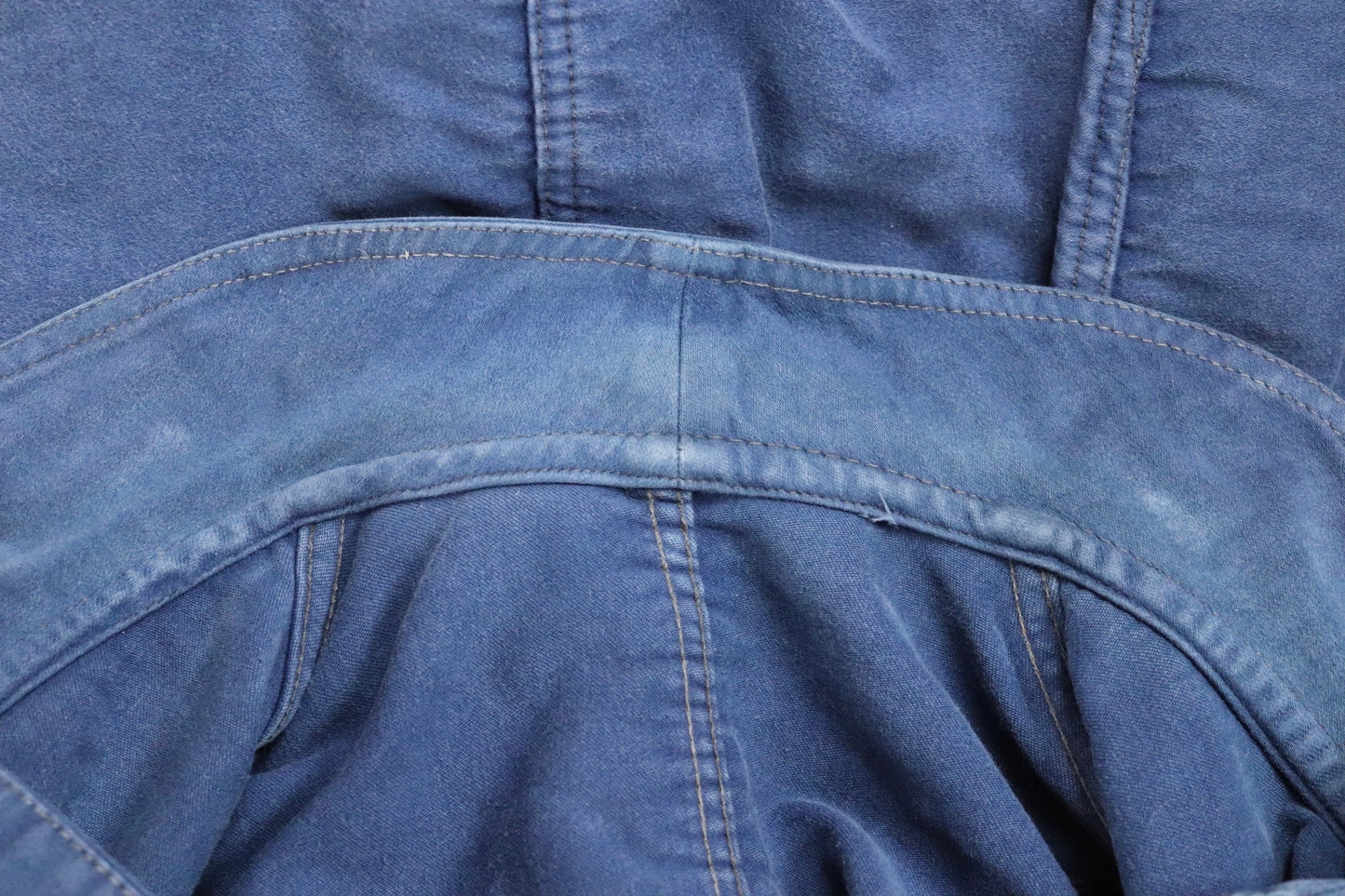 Vintage French blue jacket moleskin work workwear chore faded 47” chest bleu de travail Dumont D’Urville