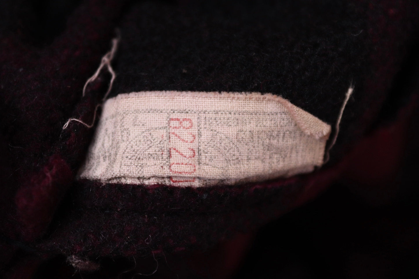 Vintage 1950s 50s Black Bear burgundy red black wool buffalo plaid checked mackinaw cruiser shirt jacket 47” chest Union Made CPO Filson