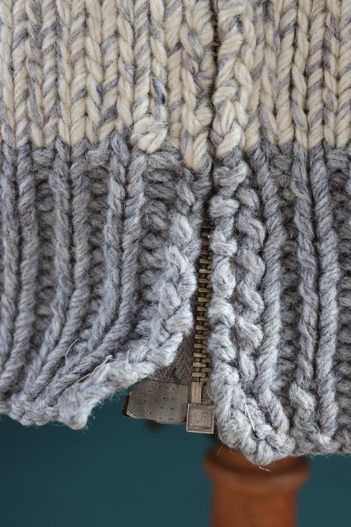 Vintage 1960s 60s hand knitted grey blue red marl thick wool cowichan sweater cardigan jumper knit zipper shawl collar 45” chest