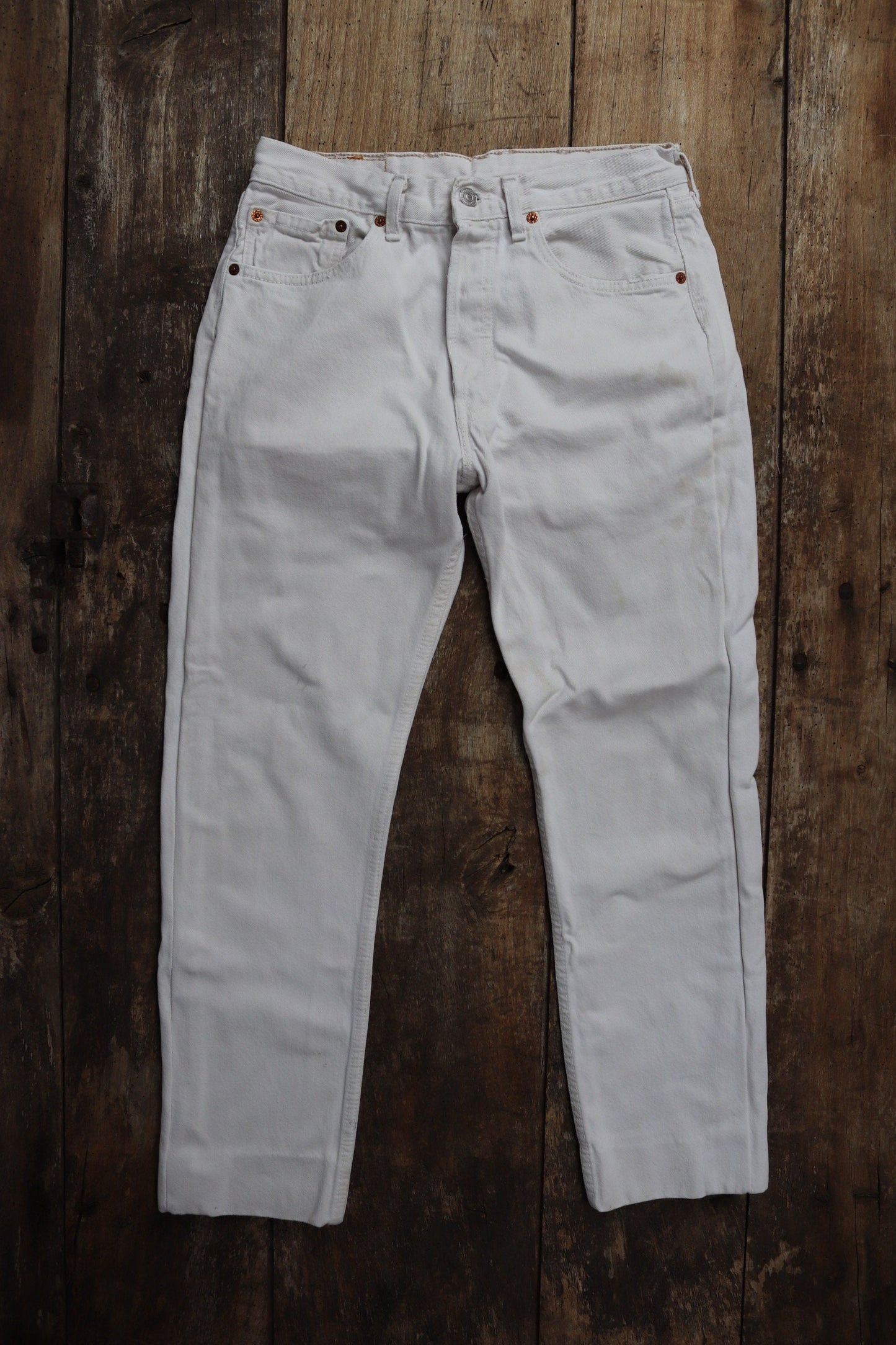 Vintage 1990s 90s Levis 501 Levi Strauss white red tab small e denim jeans button fly 30” x 27” made in France mod