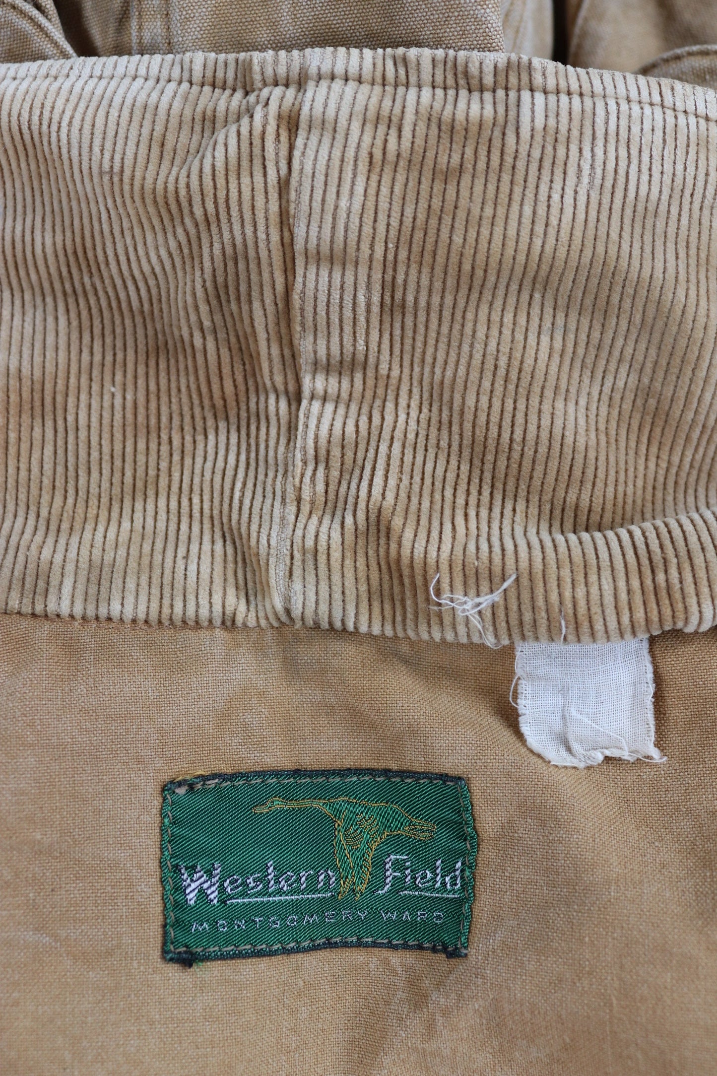 Vintage 1970s 70s Western Field Montgomery Ward tan brown duck cotton canvas jacket hunting shooting American 49” chest workwear work chore
