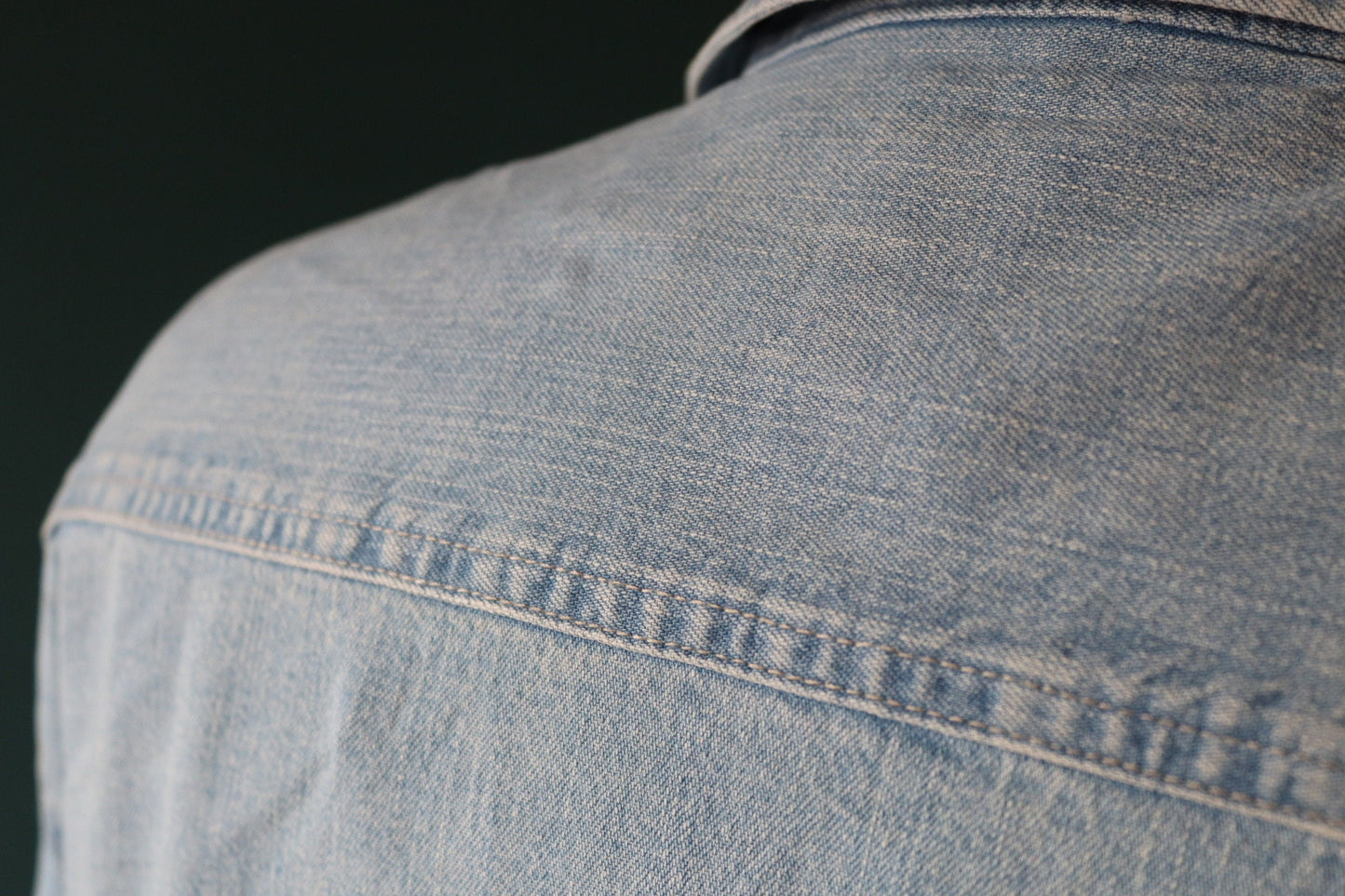 Vintage Levis Levi Strauss pale blue chambray denim shirt cowboy western 53" chest red tab