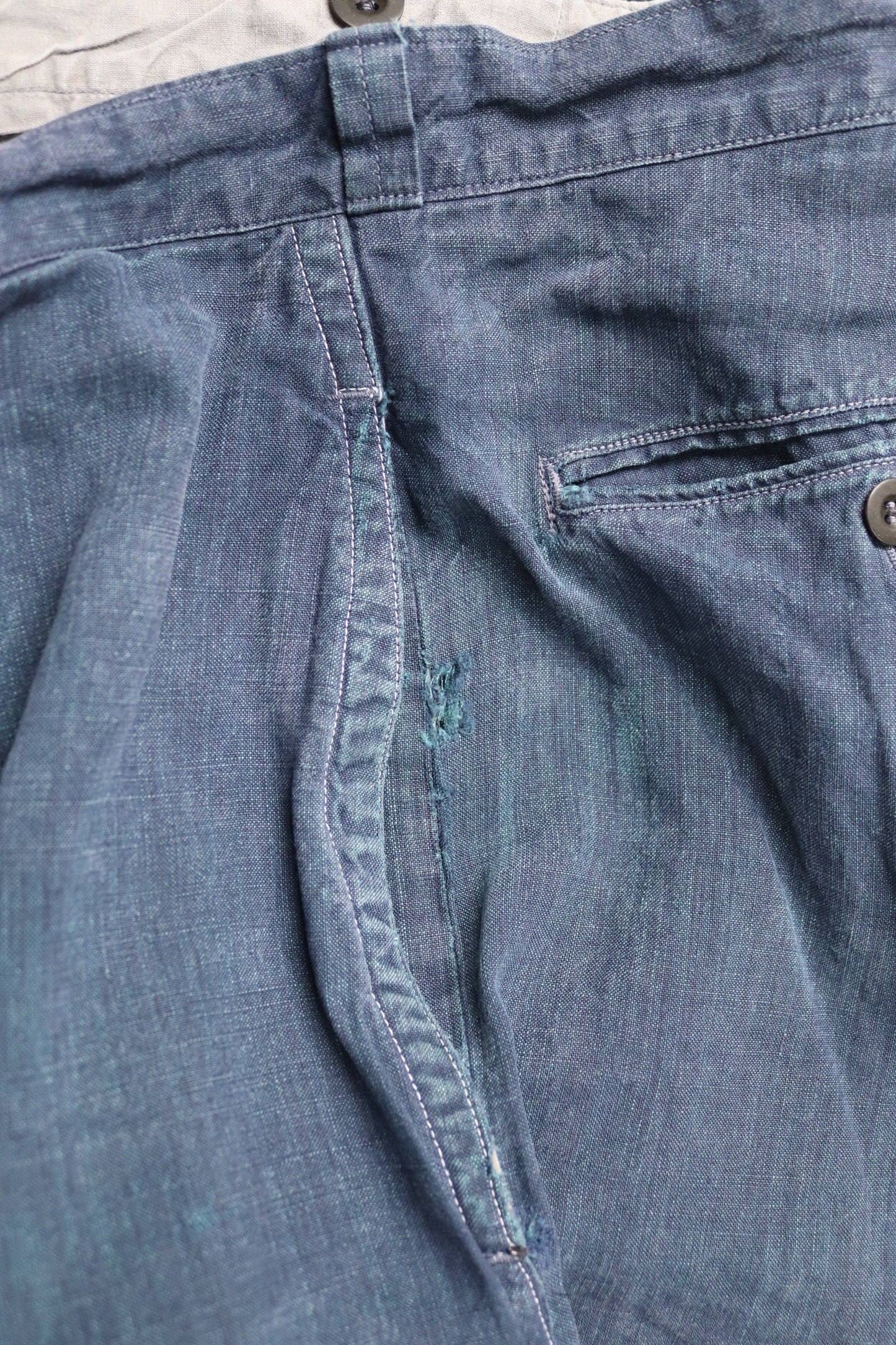 Vintage French linen workwear trousers pants 1930s 1940s indigo maquignon work chore repaired darned 44” x 34”