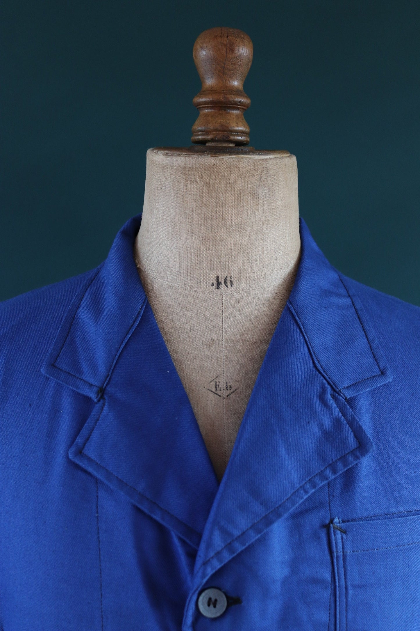 Vintage WW2 workwear jacket 1940s deadstock Swedish military hospital indigo blue cotton twill work chore 42” chest