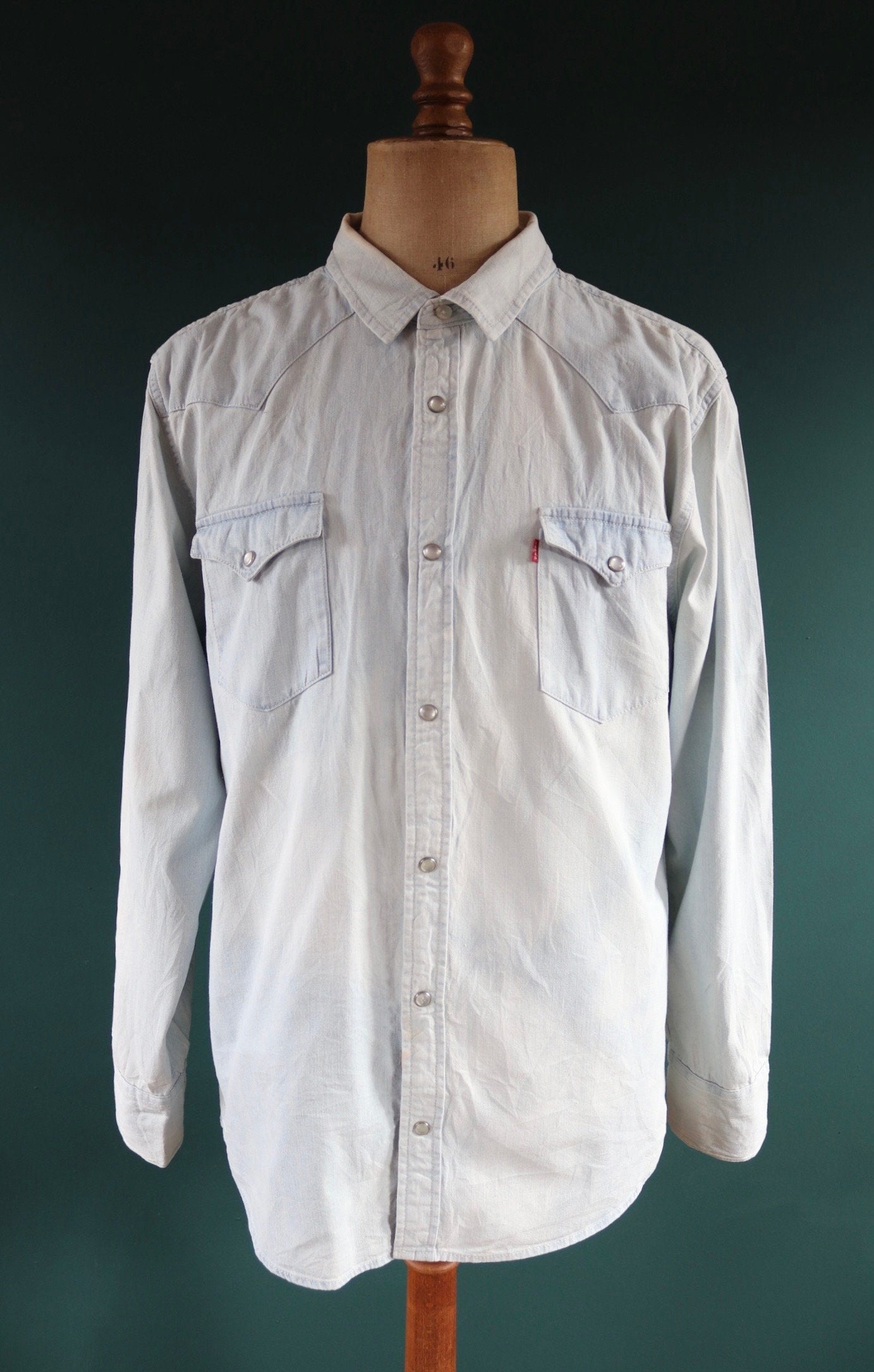Vintage Levis denim shirt - Levi Strauss - pale blue chambray - cowboy western - 47" chest - red tab - pearl snap