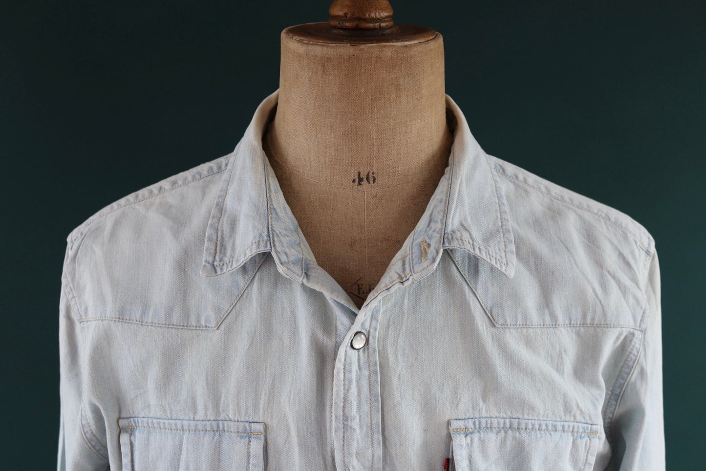 Vintage Levis Levi Strauss pale blue chambray denim shirt cowboy western 44" chest red tab pearl snap saw tooth