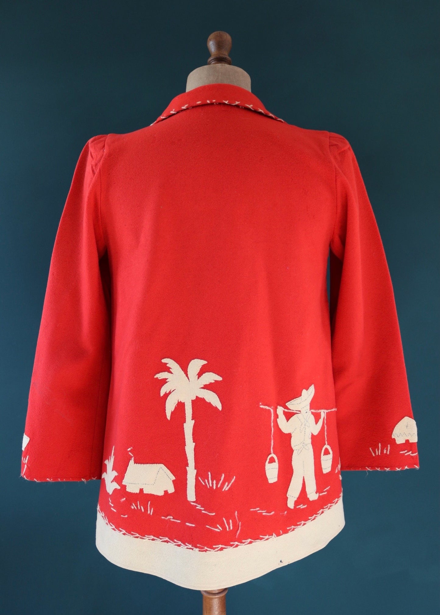 Vintage 1940s 40s red white wool felt La Mexicana Mexican souvenir tourist jacket novelty hand embroidered 40” chest
