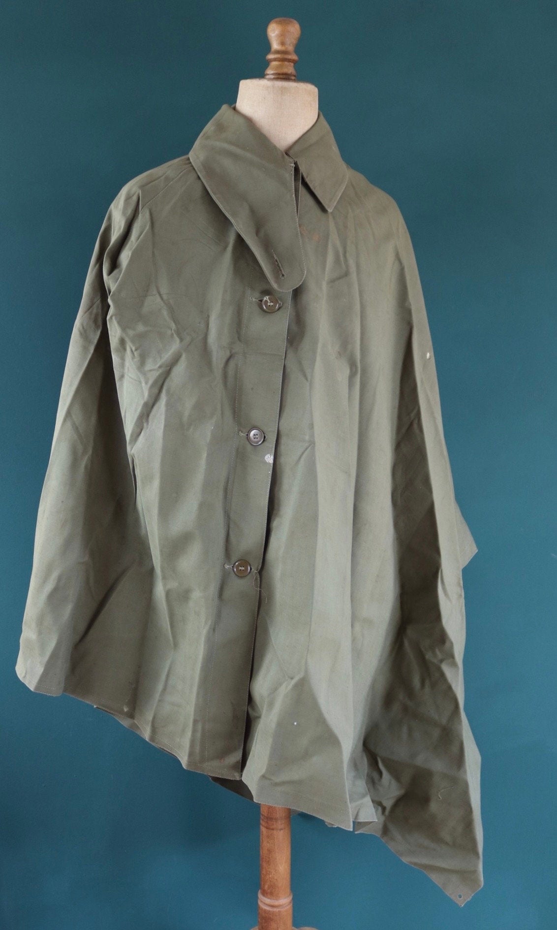 Vintage 1950s British army gas cape - waterproof poncho - rubberised cotton - khaki green - rainproof walking - size free