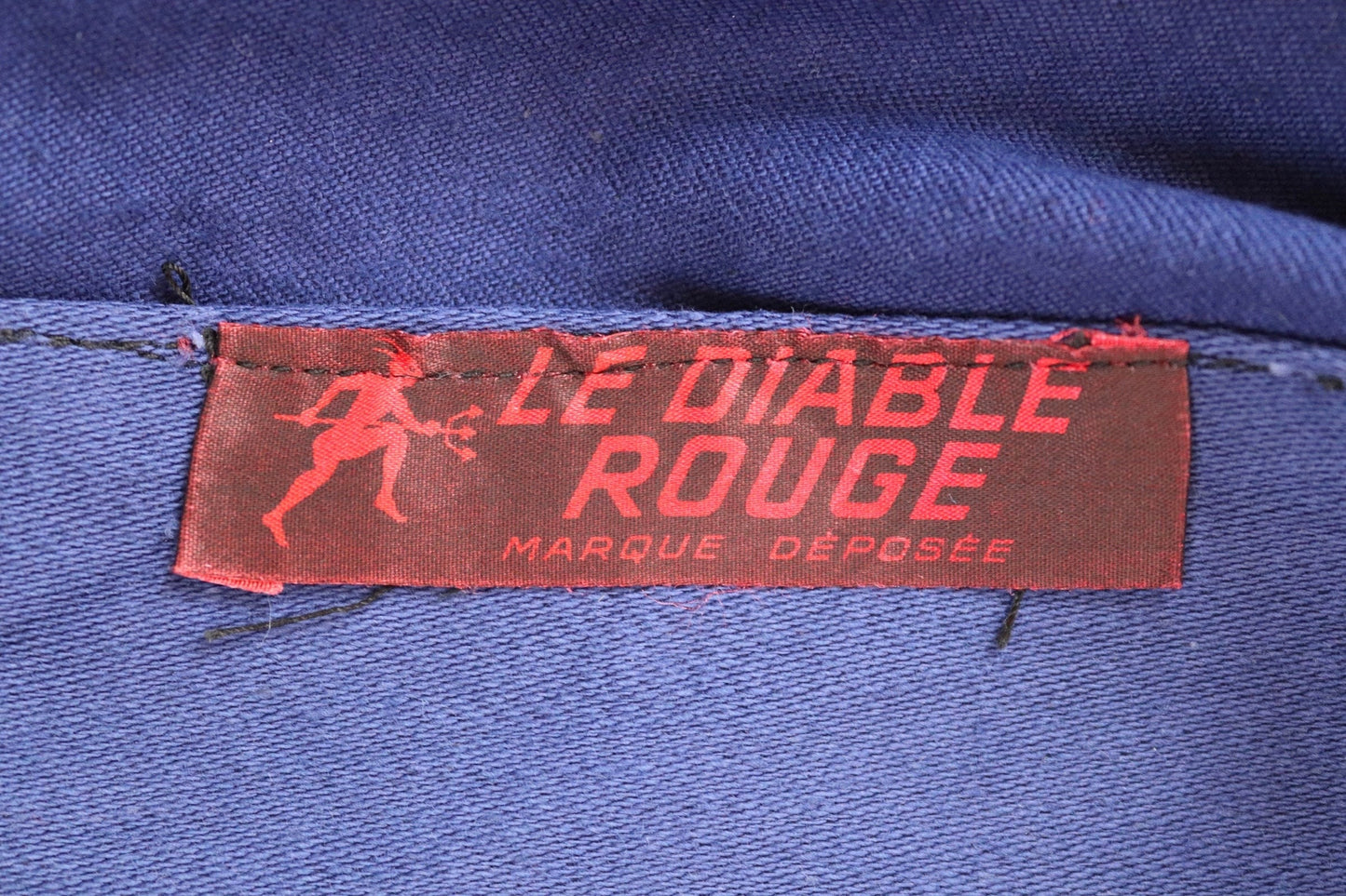 Vintage French blue chore jacket 1950s workwear Le Diable Rouge moleskin work faded 44” chest bleu de travail