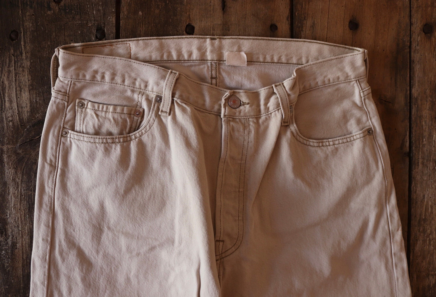 Vintage 2000s 00s Levis 501 Levi Strauss cream pale brown red tab small e denim jeans button fly 35” x 31” mod