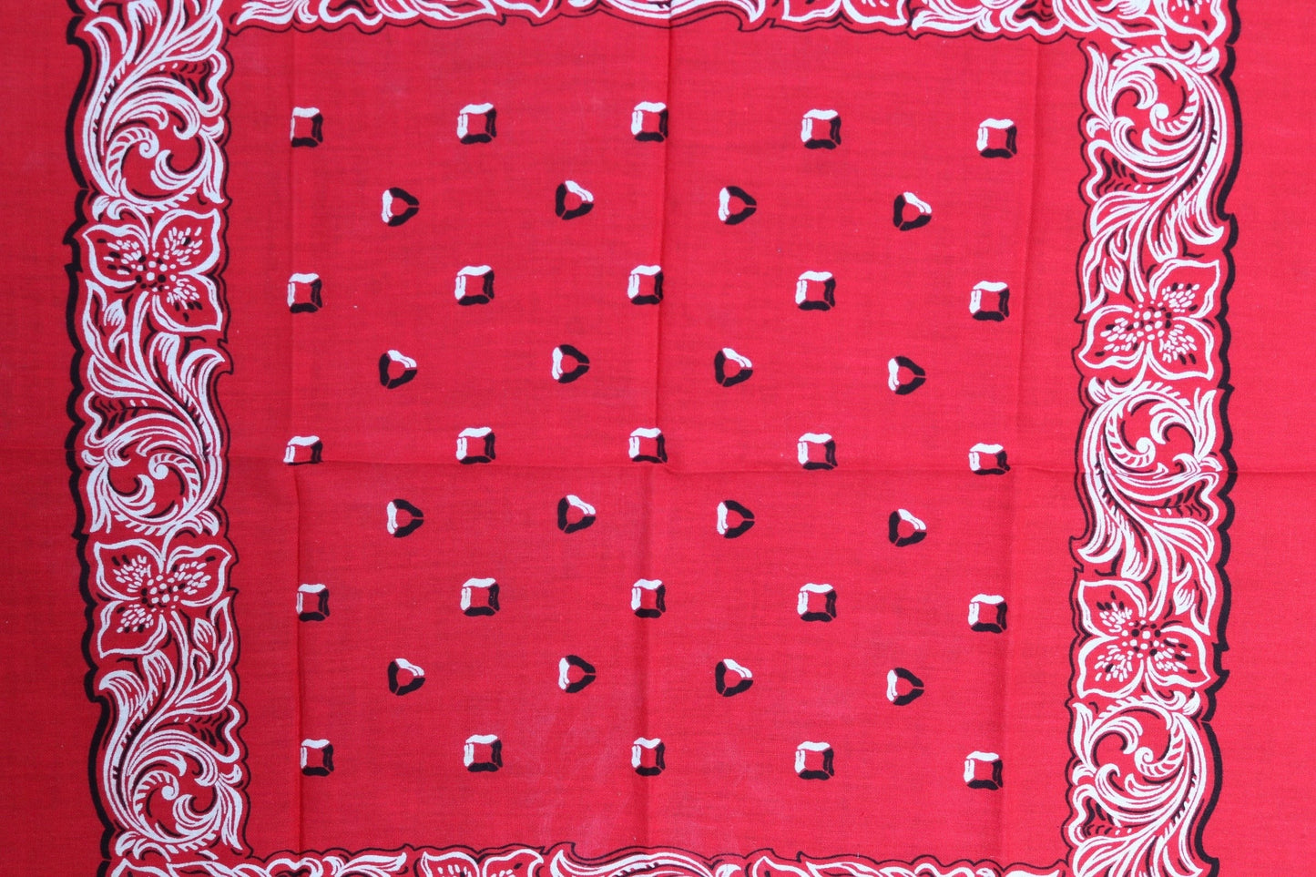Vintage 1960s 60s turkey red printed bandana pocket square neckerchief 20.5” x 20.5” cotton color colour fast workwear RN 15898