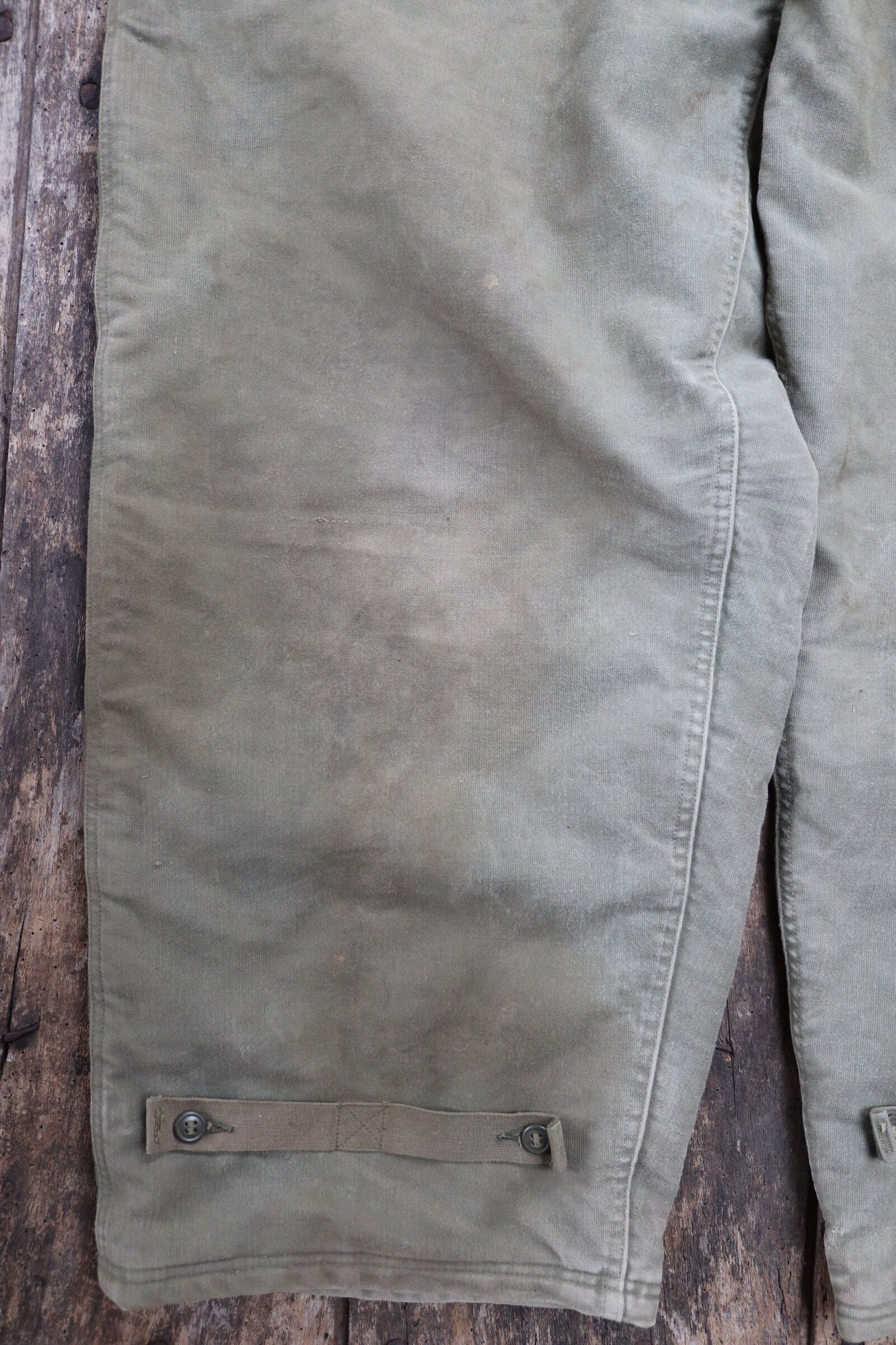 Vintage 1940s 40s WW2 era us navy USN NXSX khaki green insulated deck overalls dungarees bib brace 48” x 28” Talon zipper