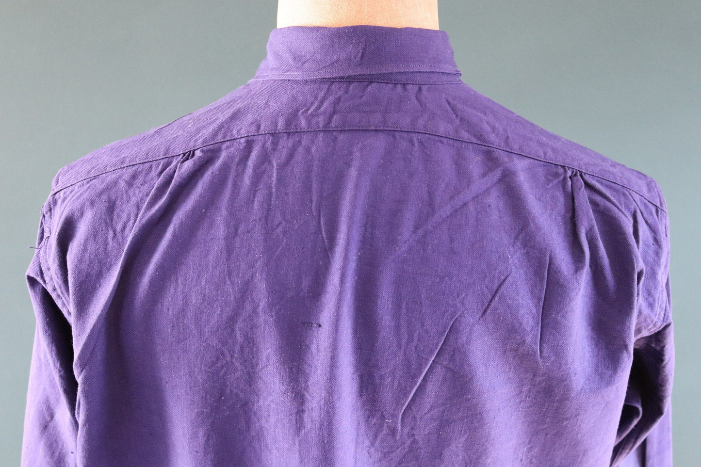 Vintage French workwear shirt 1940s 1950s indigo blue cotton work smock pop over 47” chest faded