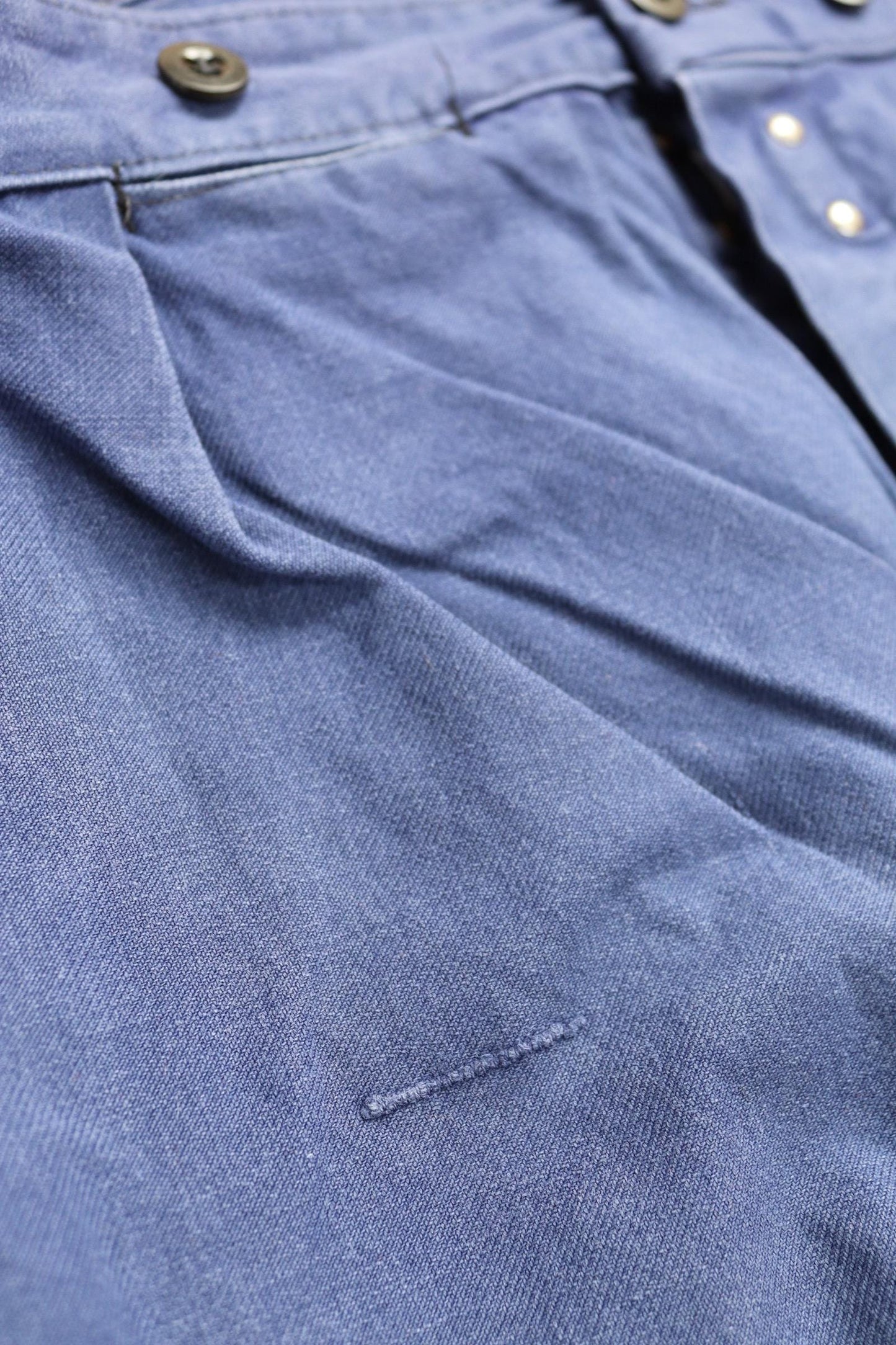 Vintage French workwear trousers pants 1940s 1950s indigo cotton twill work chore 38” x 29” buckle back fishtail