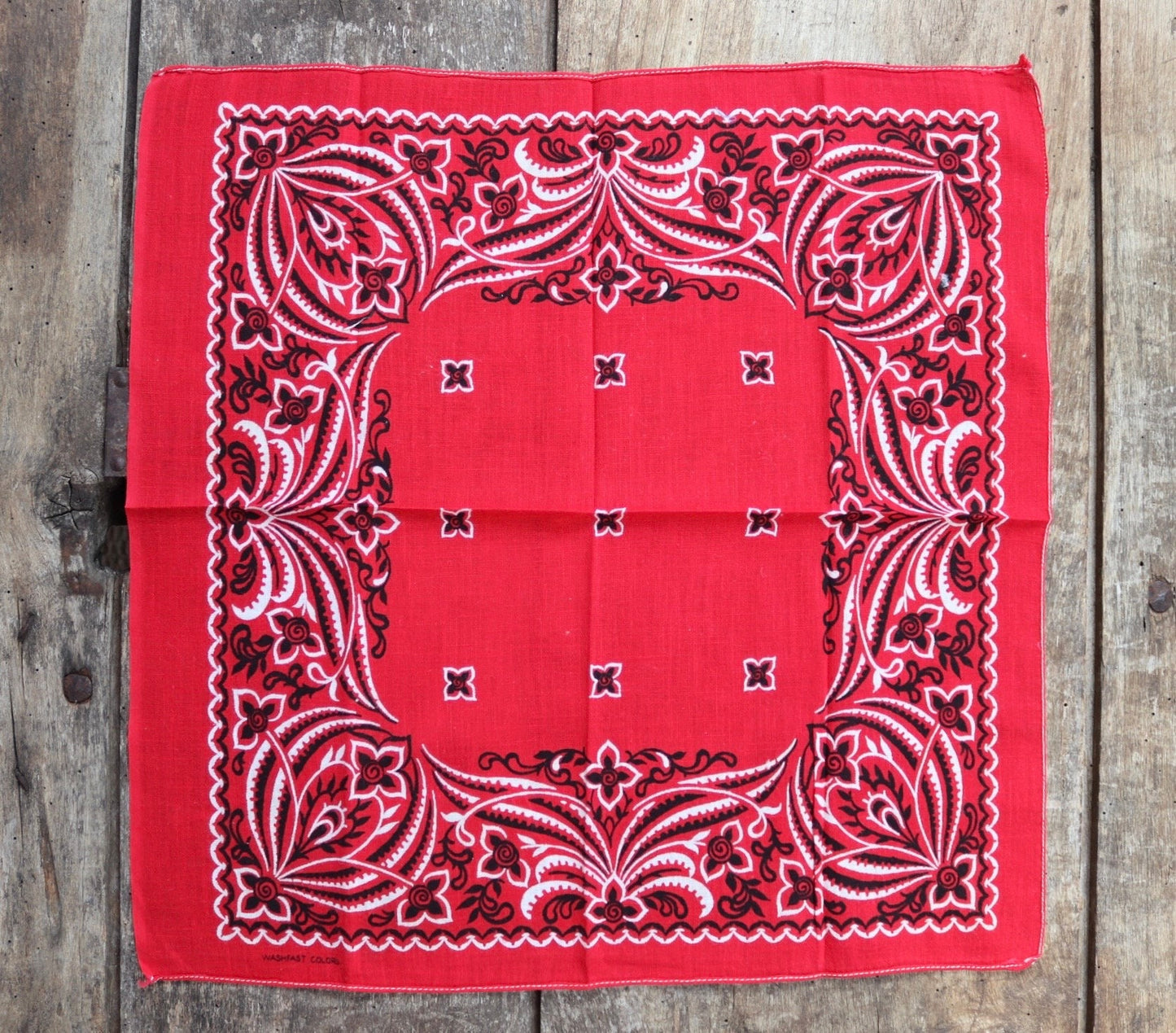 Vintage 1960s 60s turkey red printed bandana pocket square neckerchief 16” x 15.5” cotton color colour fast workwear
