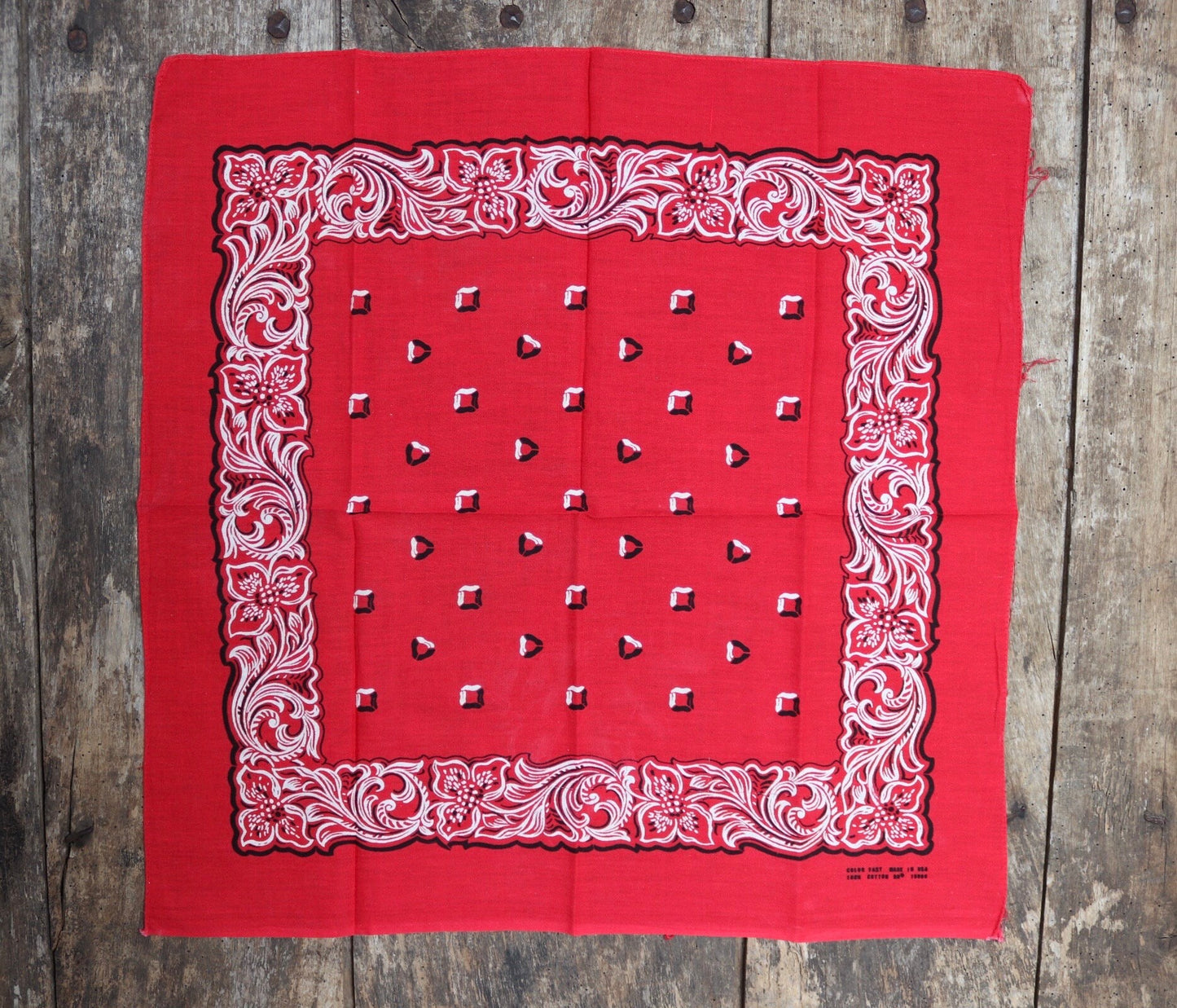 Vintage 1960s 60s turkey red printed bandana pocket square neckerchief 20.5” x 20.5” cotton color colour fast workwear RN 15898