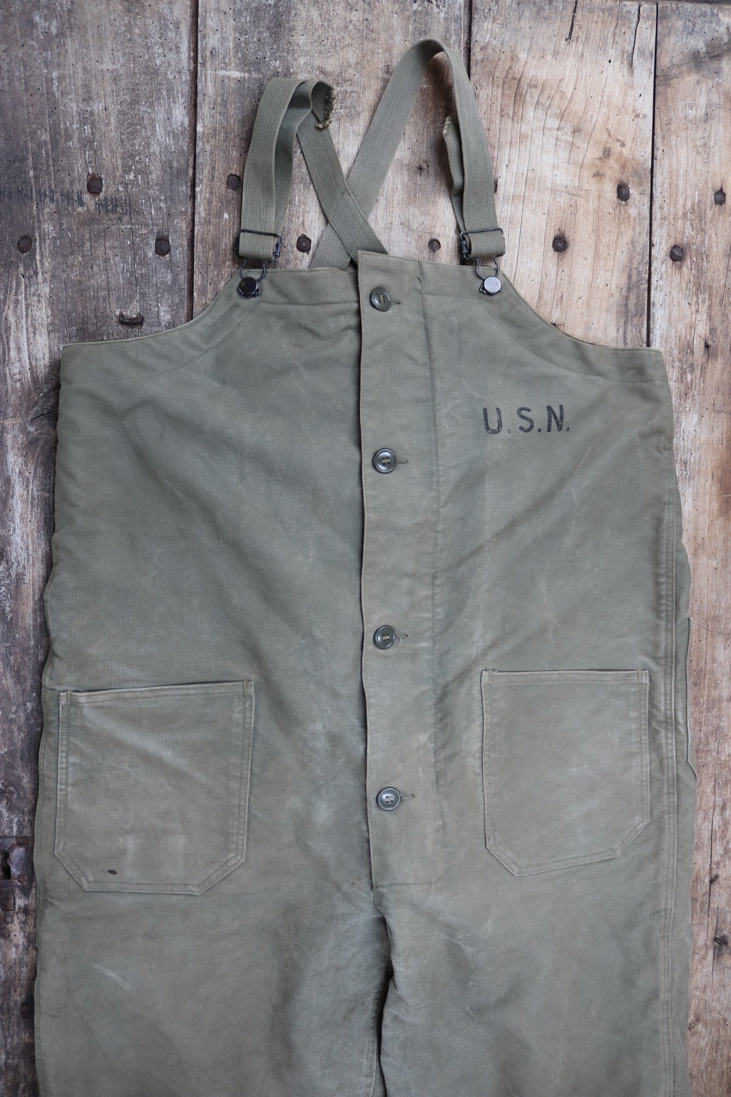 Vintage 1940s 40s WW2 era us navy USN NXSX khaki green insulated deck overalls dungarees bib brace 48” x 28” Talon zipper