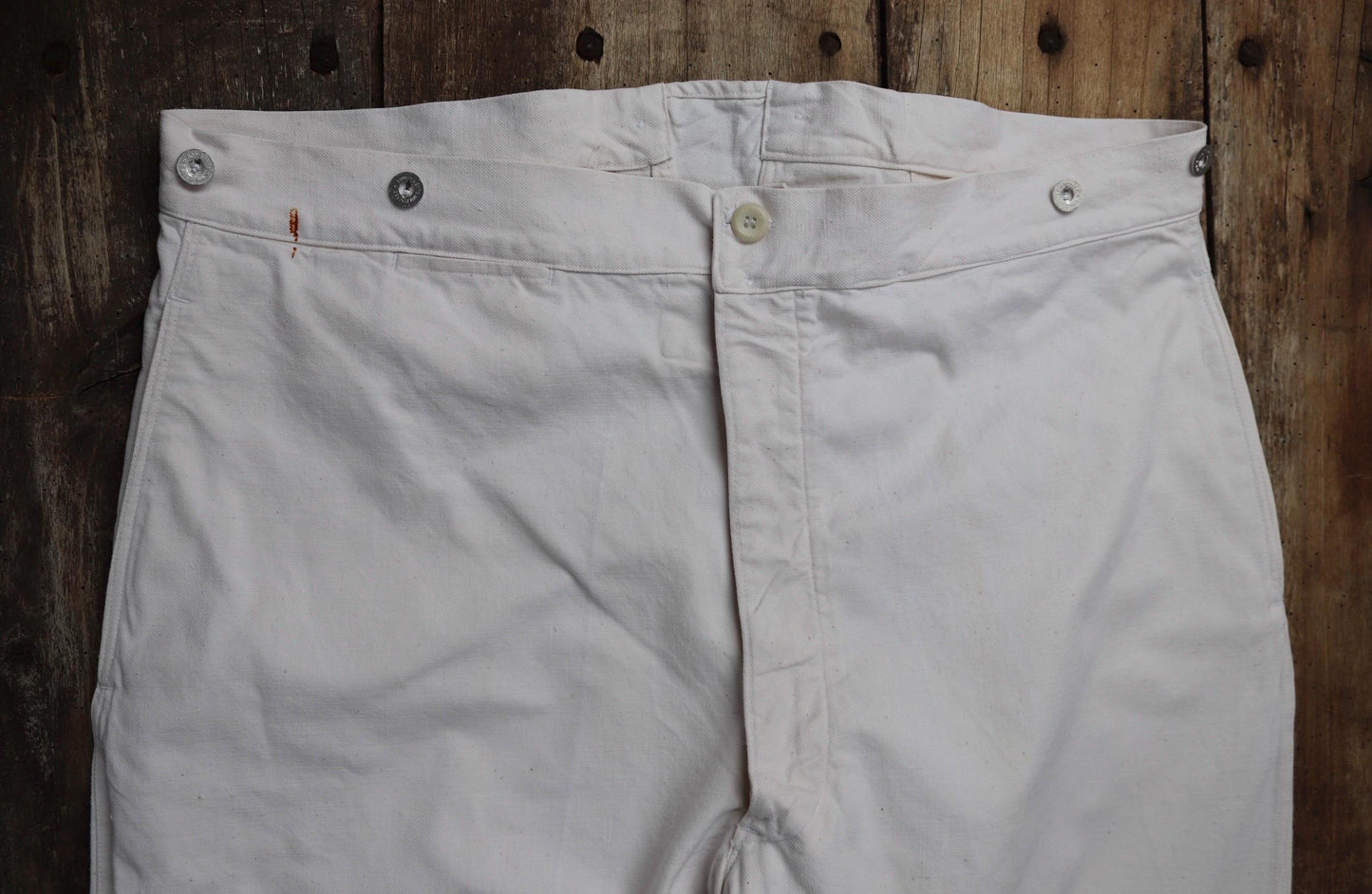Vintage French buckle back trousers workwear 1940s 1950s deadstock military hospital ecru work chore 41” x 33”