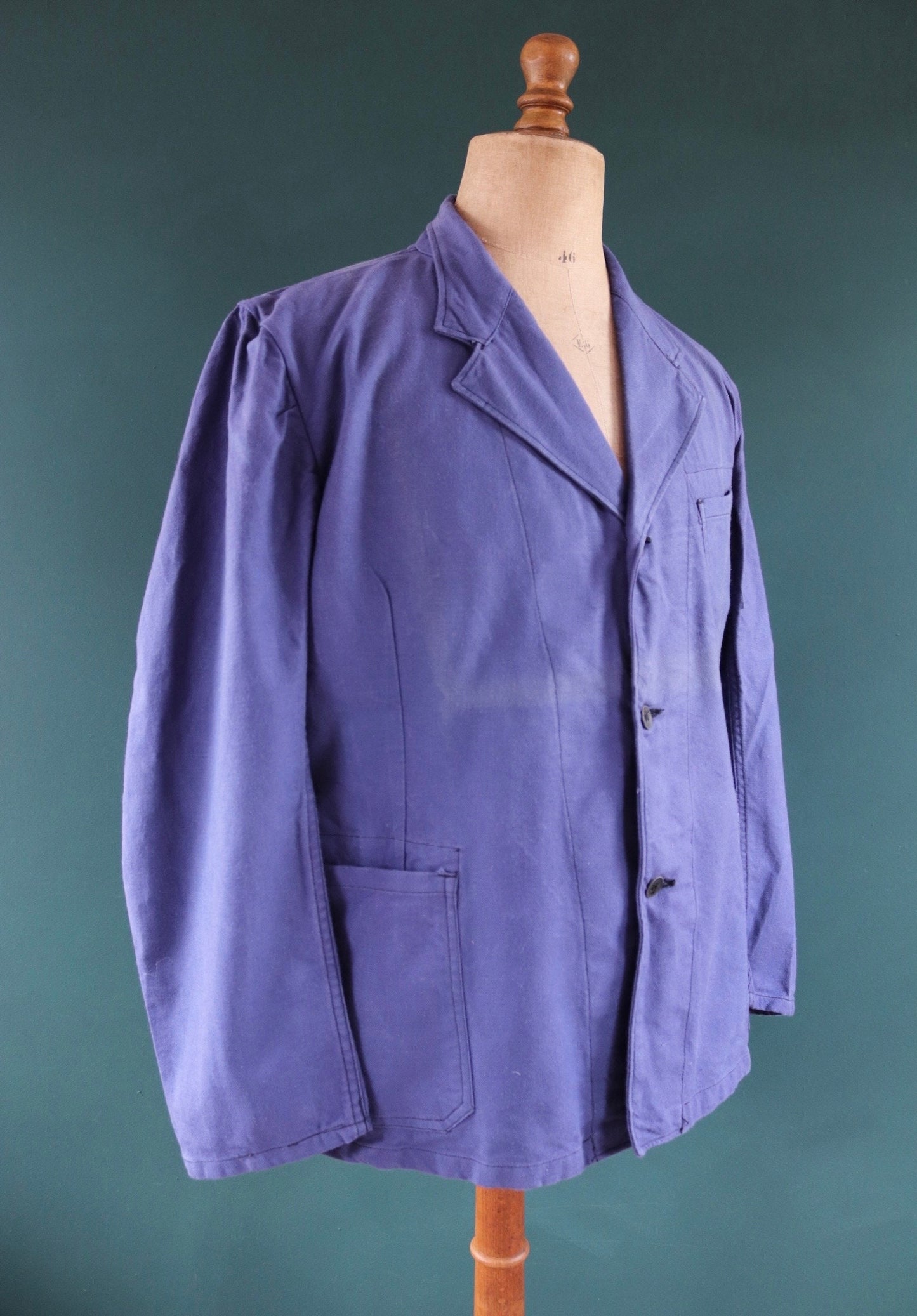 Vintage WW2 workwear jacket 1940s deadstock Swedish military hospital indigo blue cotton twill work chore 47” chest