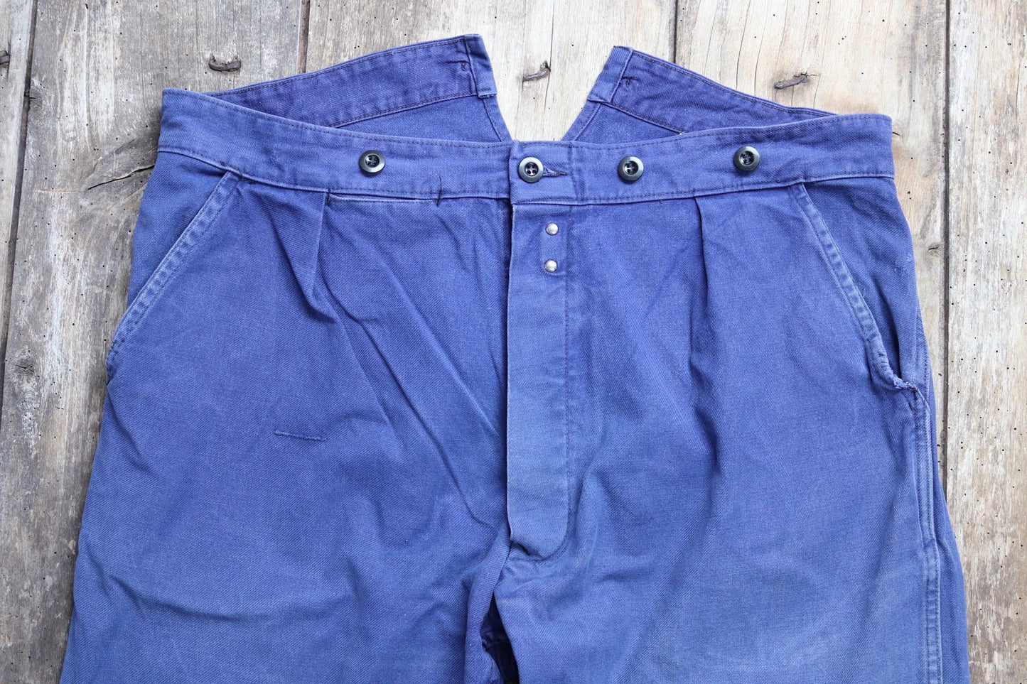 Vintage French workwear trousers pants 1940s 1950s indigo cotton twill work chore 38” x 29” buckle back fishtail