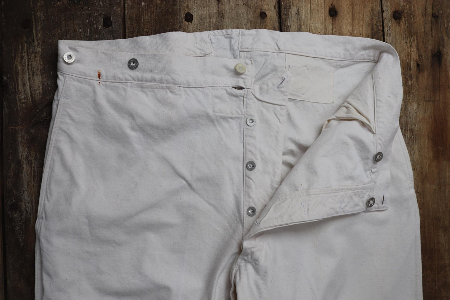Vintage French buckle back trousers workwear 1940s 1950s deadstock military hospital ecru work chore 41” x 33”