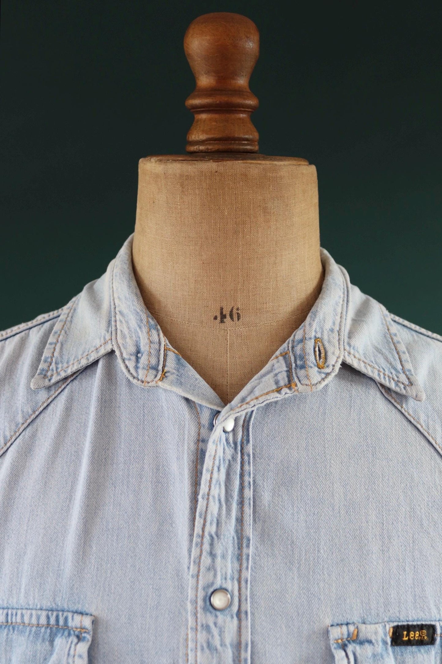 Vintage Lee pale blue chambray denim shirt cowboy western 42" chest pearl snap