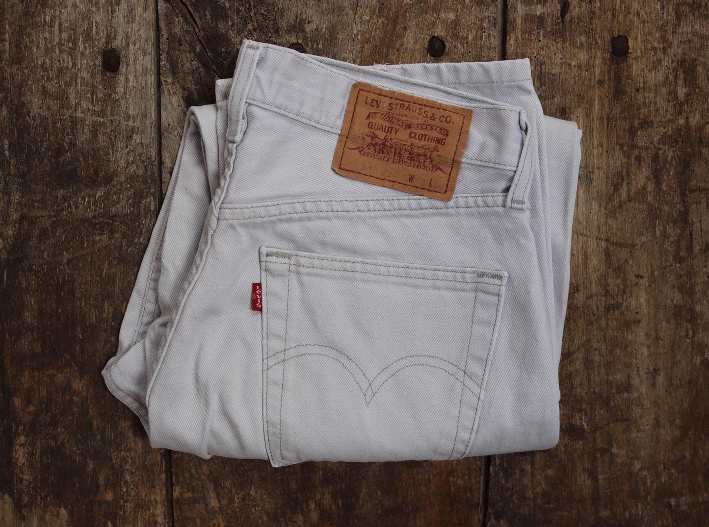 Vintage 1990s 90s Levis 517 Levi Strauss off white grey red tab small e denim jeans button fly 31” x 28” mod