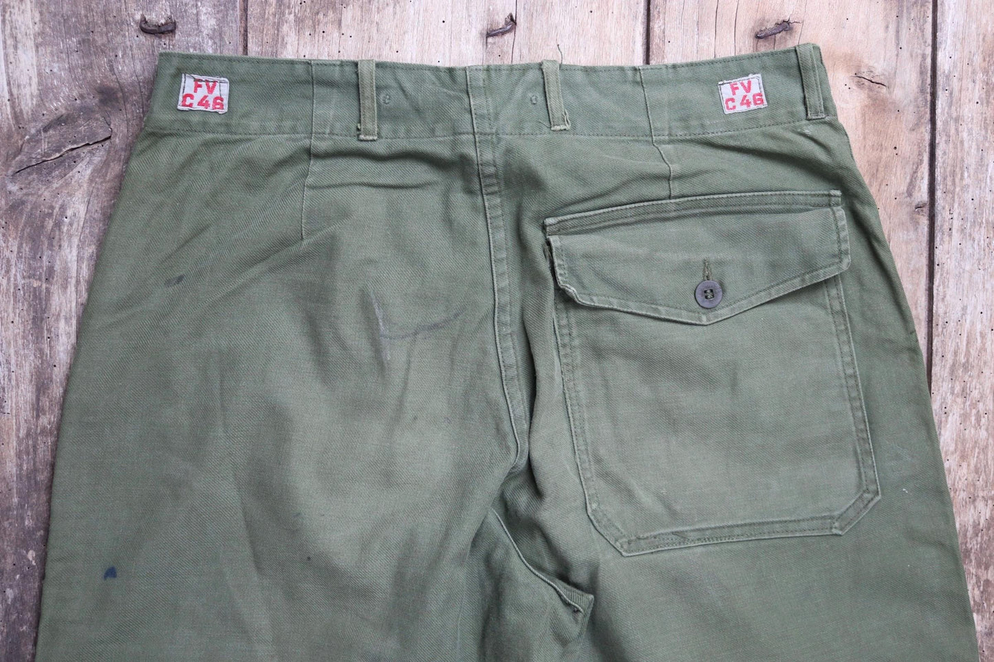 Vintage 1980s 80s Swedish air force military green cotton twill utility cargo trousers pants workwear work chore 32” x 30”