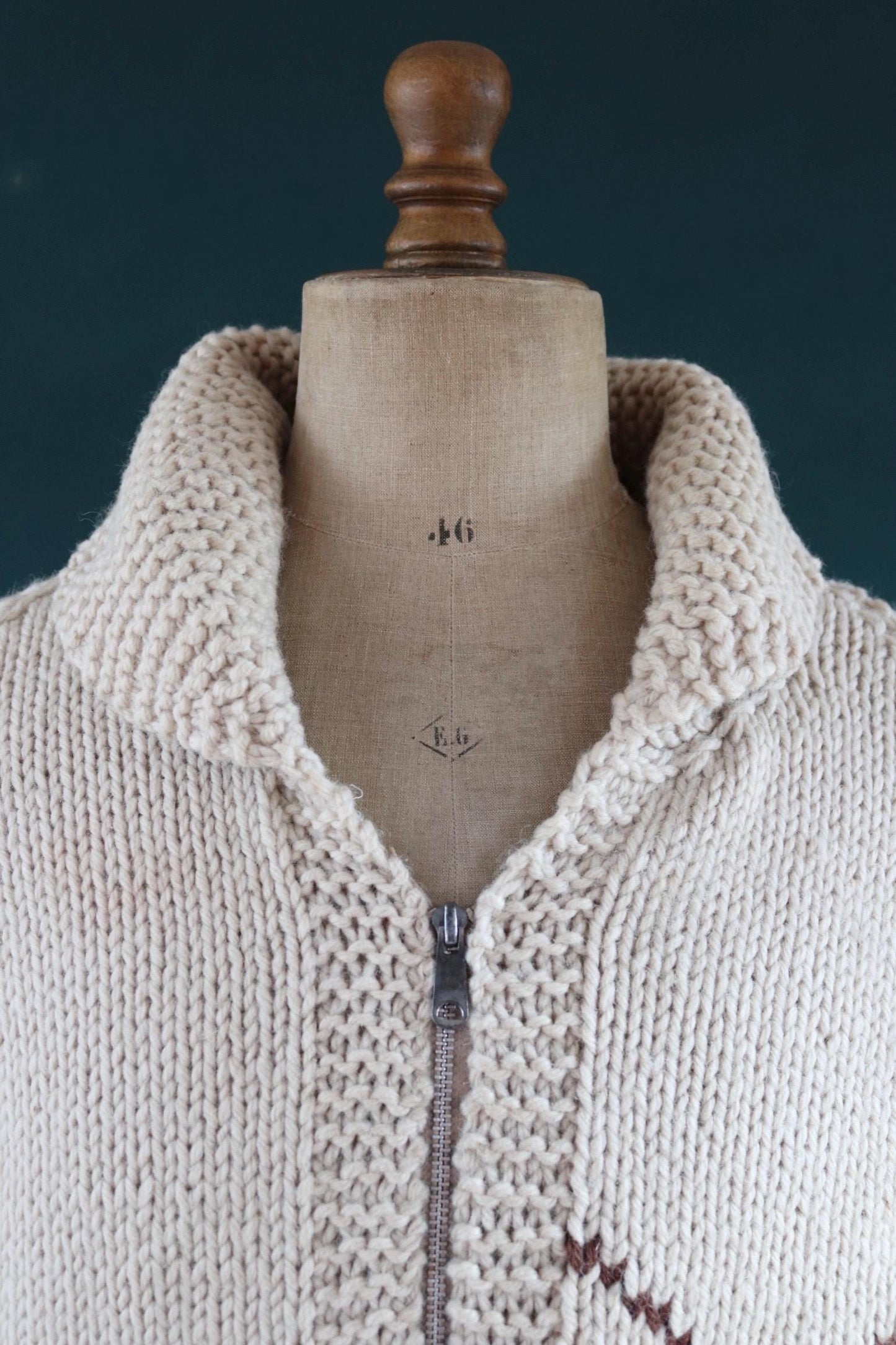 Vintage 1960s 60s hand knitted cream brown red thick wool cowichan sweater cardigan jumper knit zipper shawl collar 48” chest pheasant hunt