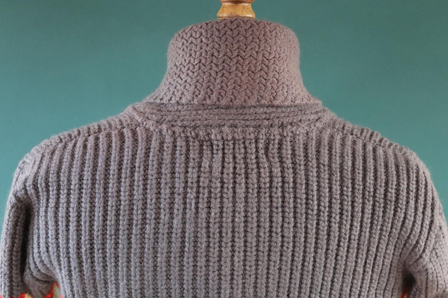 Vintage 1960s 60s hand knitted cream grey red thick wool cowichan sweater cardigan jumper knit zipper shawl collar 42” chest veteran car