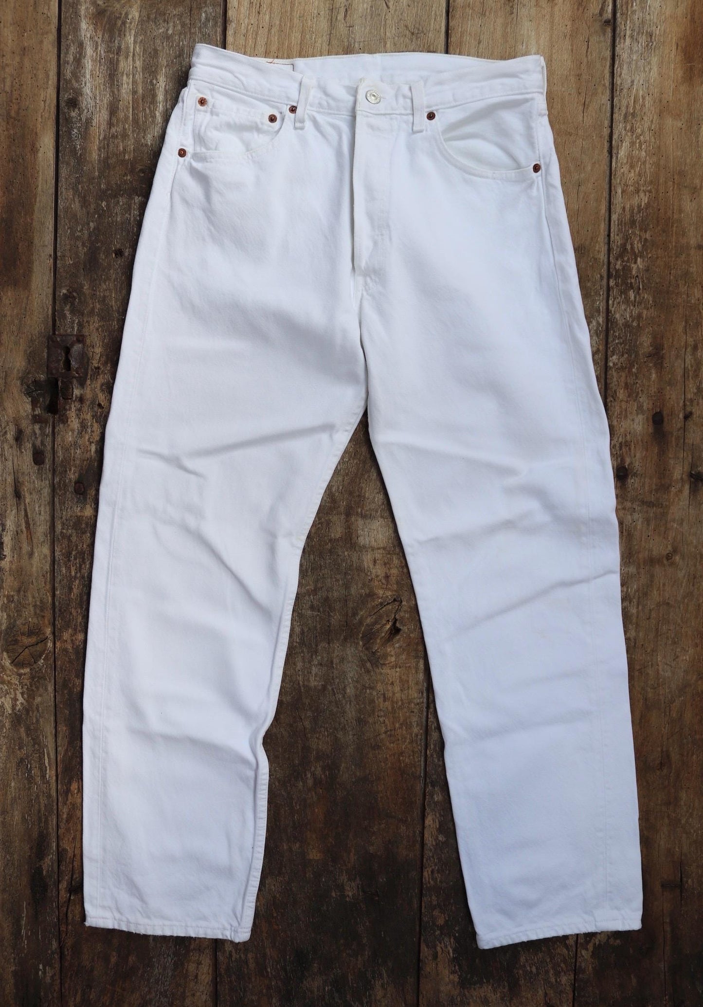 Vintage 2000s 00s Levis 501 Levi Strauss white red tab small e denim jeans button fly 31” x 29” mod