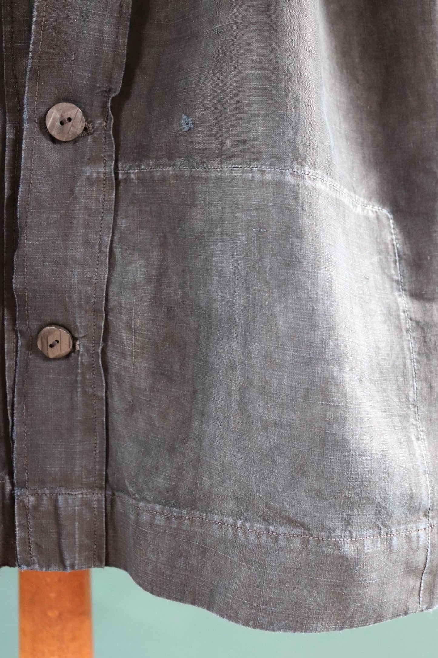 Antique French workwear smock - 1800s 1900s indigo blue cotton biaude - vintage chore shirt - darned repaired - pleated - 68” chest