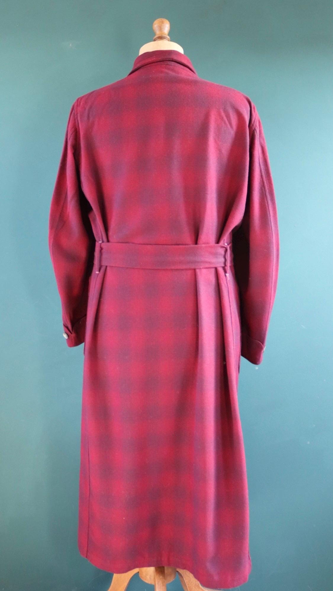 Vintage 1930s 30s 1940s 40s Pendleton red burgundy maroon tartan shadow plaid wool dressing gown robe belted made in USA smoking jacket 50”