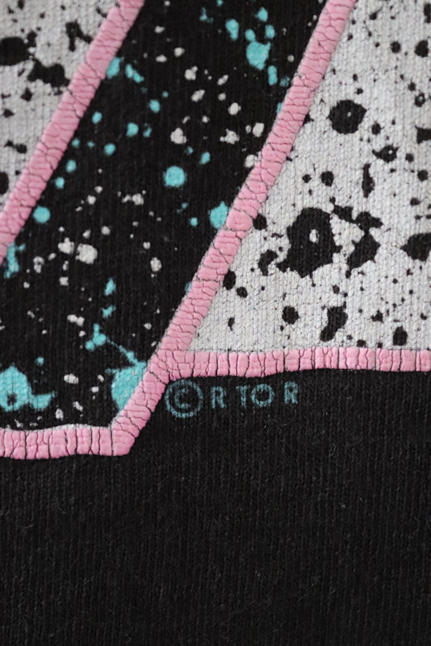 Vintage 1990s t shirt - Fruit of the Loom faded black and neon vest - Daytona Beach print - tourist souvenir singlet - 43” chest