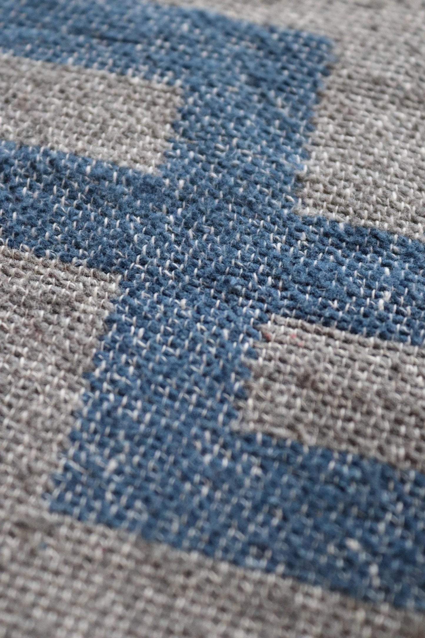 Vintage Whirling Log blanket rug 1930s 1940s grey blue South Western woven picnic camping sofa wall hanging 64" x 74" car van